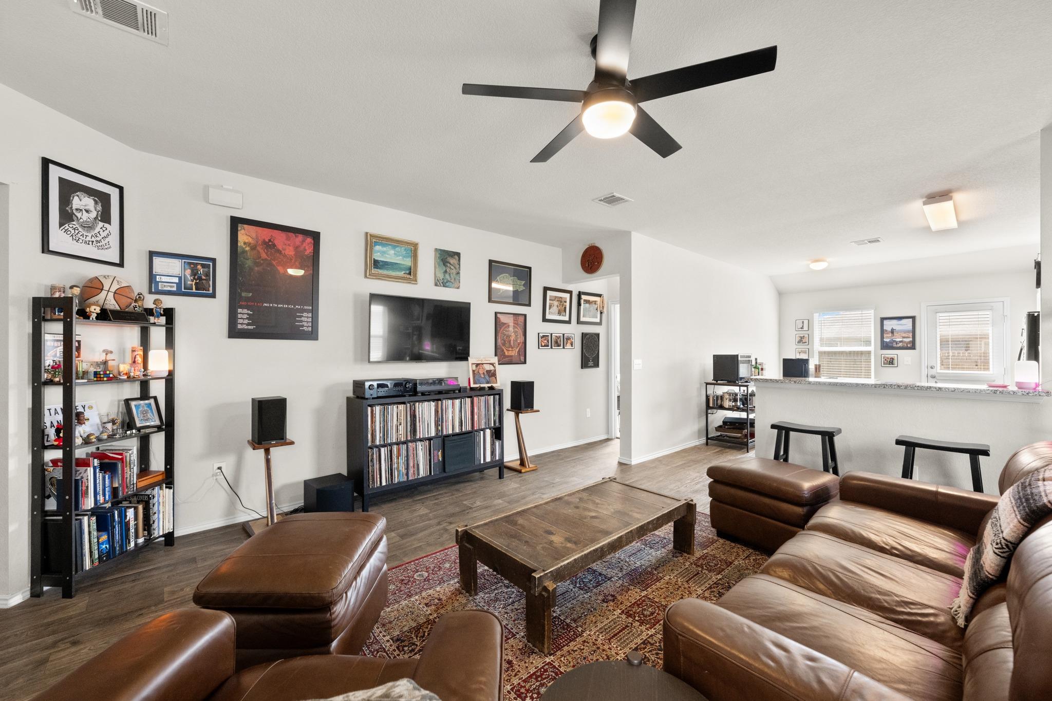 5721 Brampton LN — photo 3