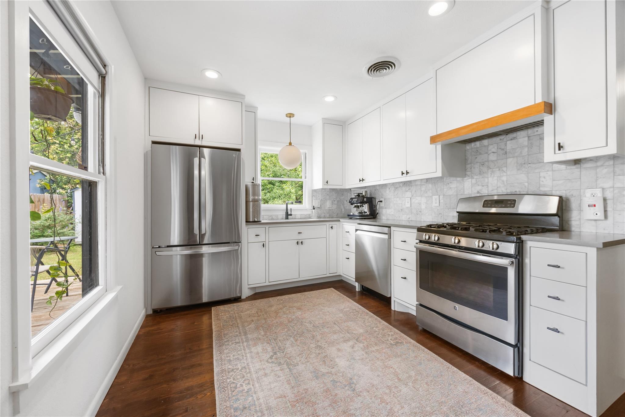 1106 Arcadia Ave — photo 4