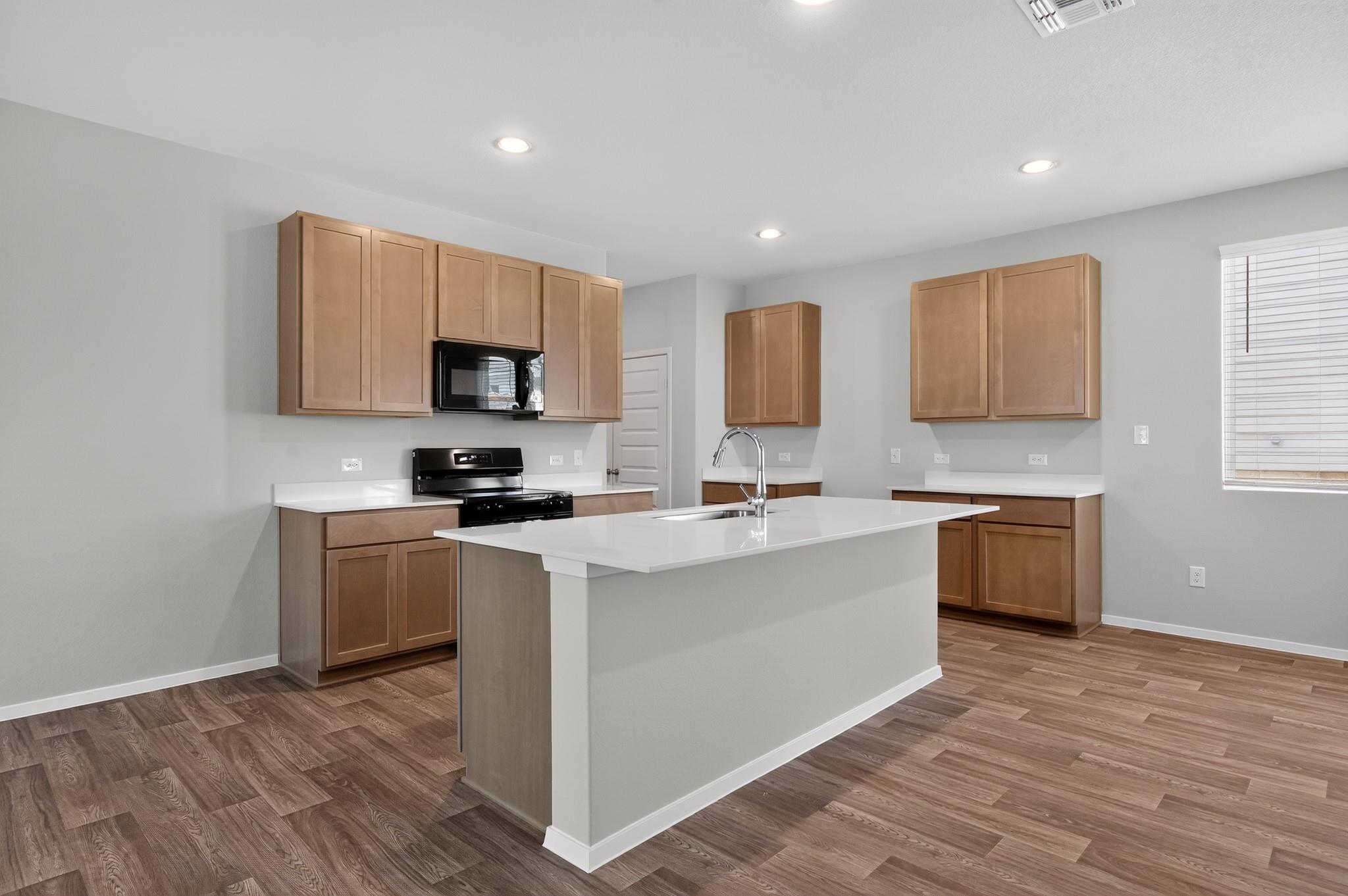 2704 Towy RD — photo 4