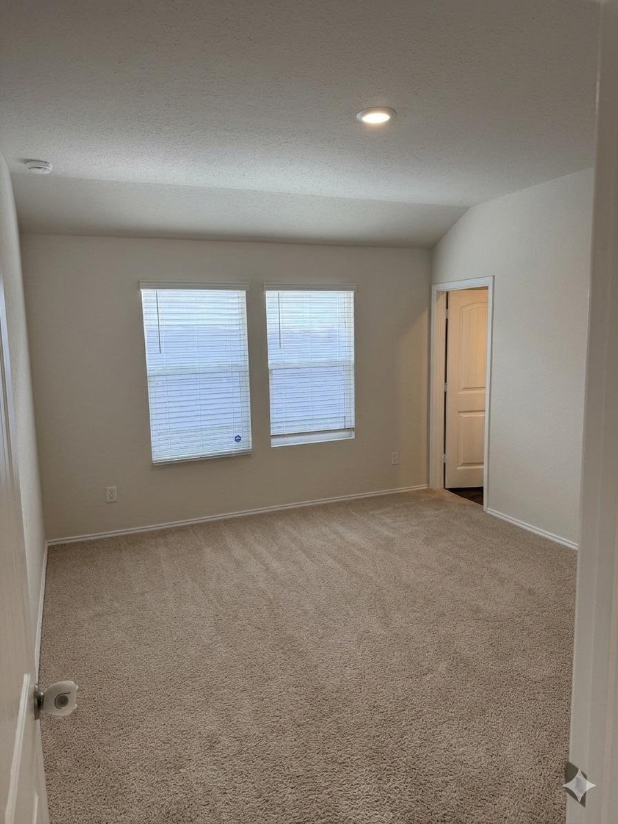 821 Gerardia CT — photo 5