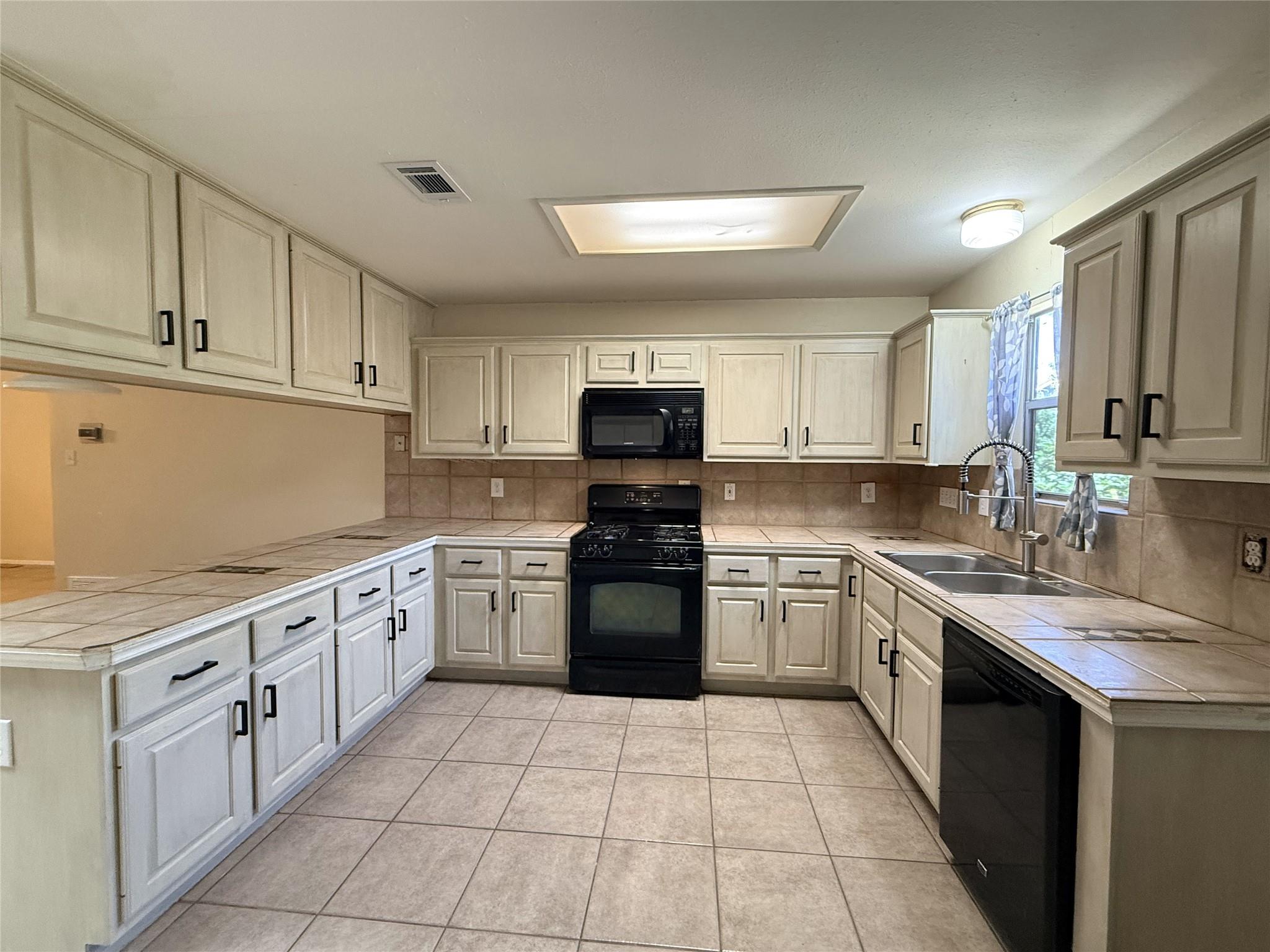 7907 Dunn ST #A — photo 5
