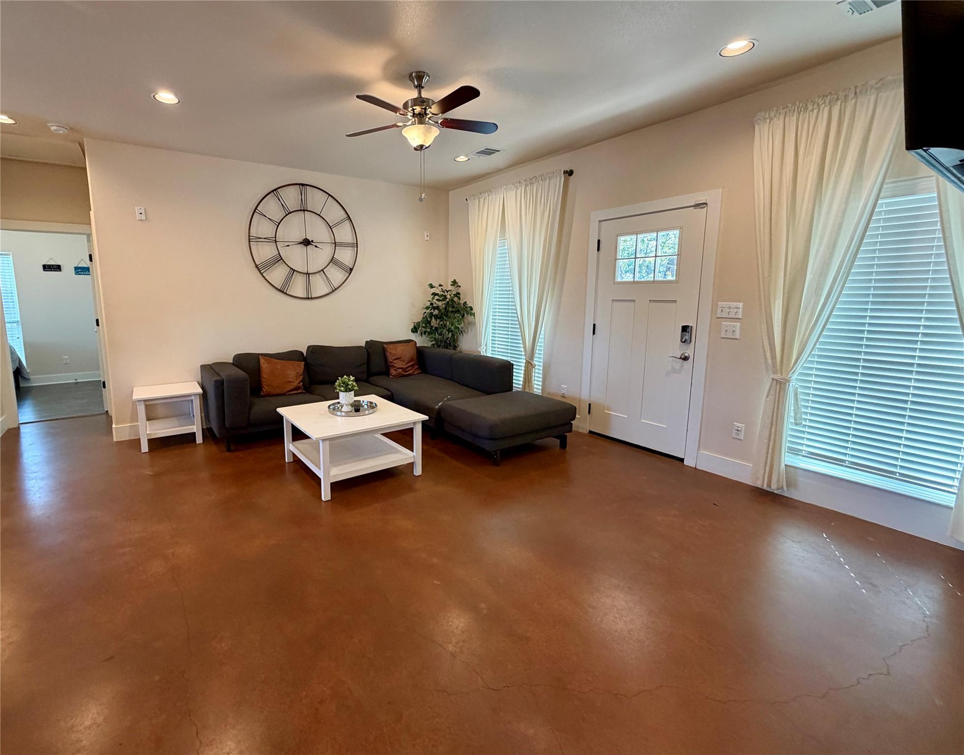 5503 Hi Line RD — photo 3