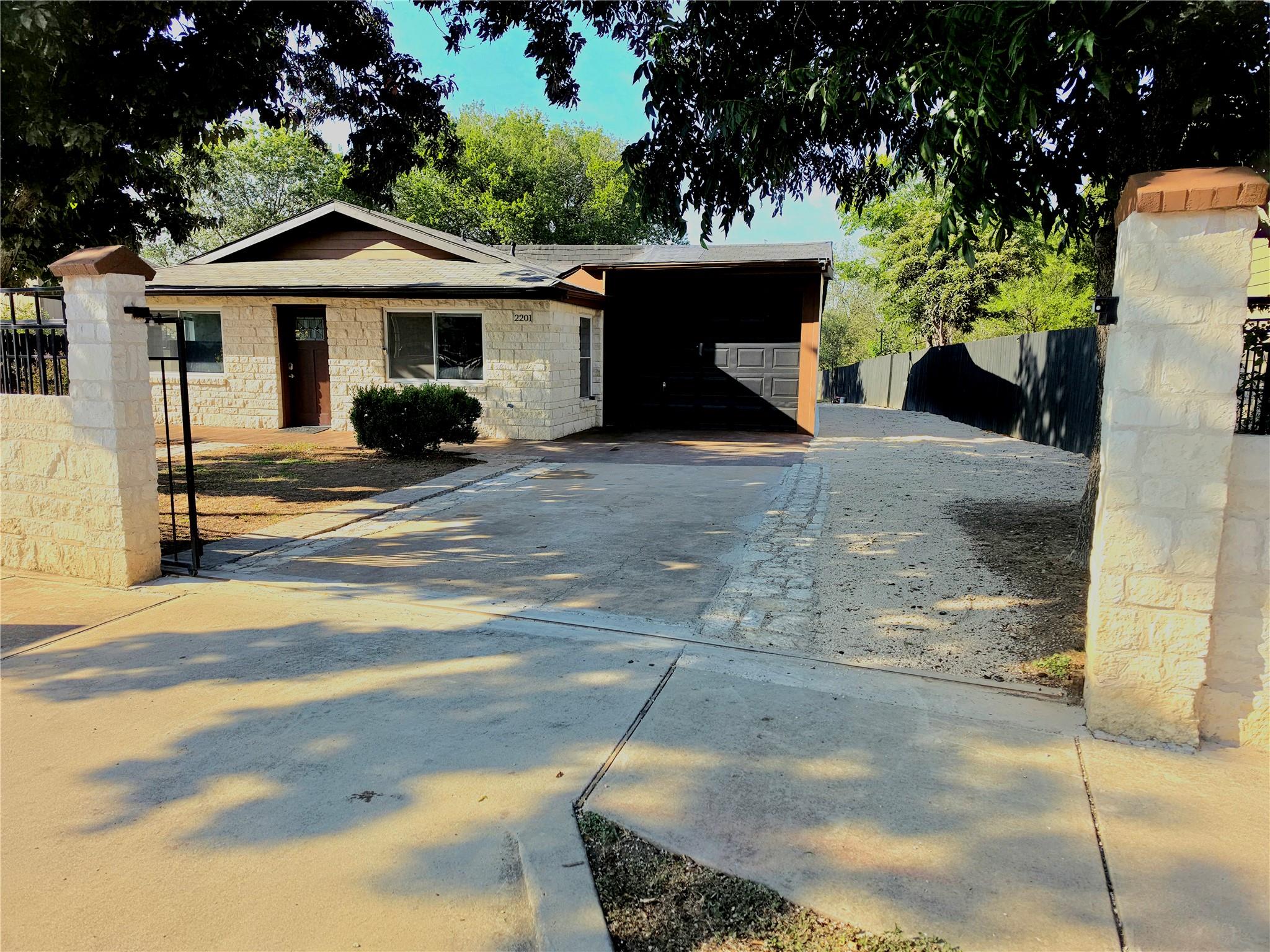 2201 Teri RD