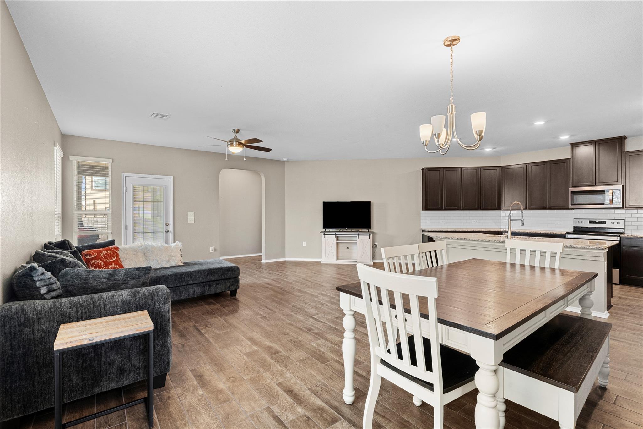 6317 Carriage Pines DR — photo 4