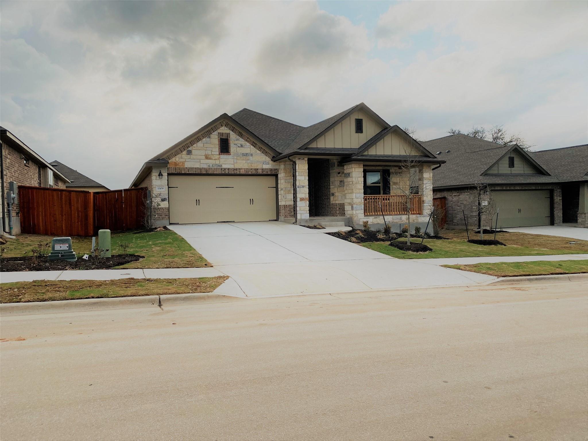 1309 Terrace View DR — photo 3