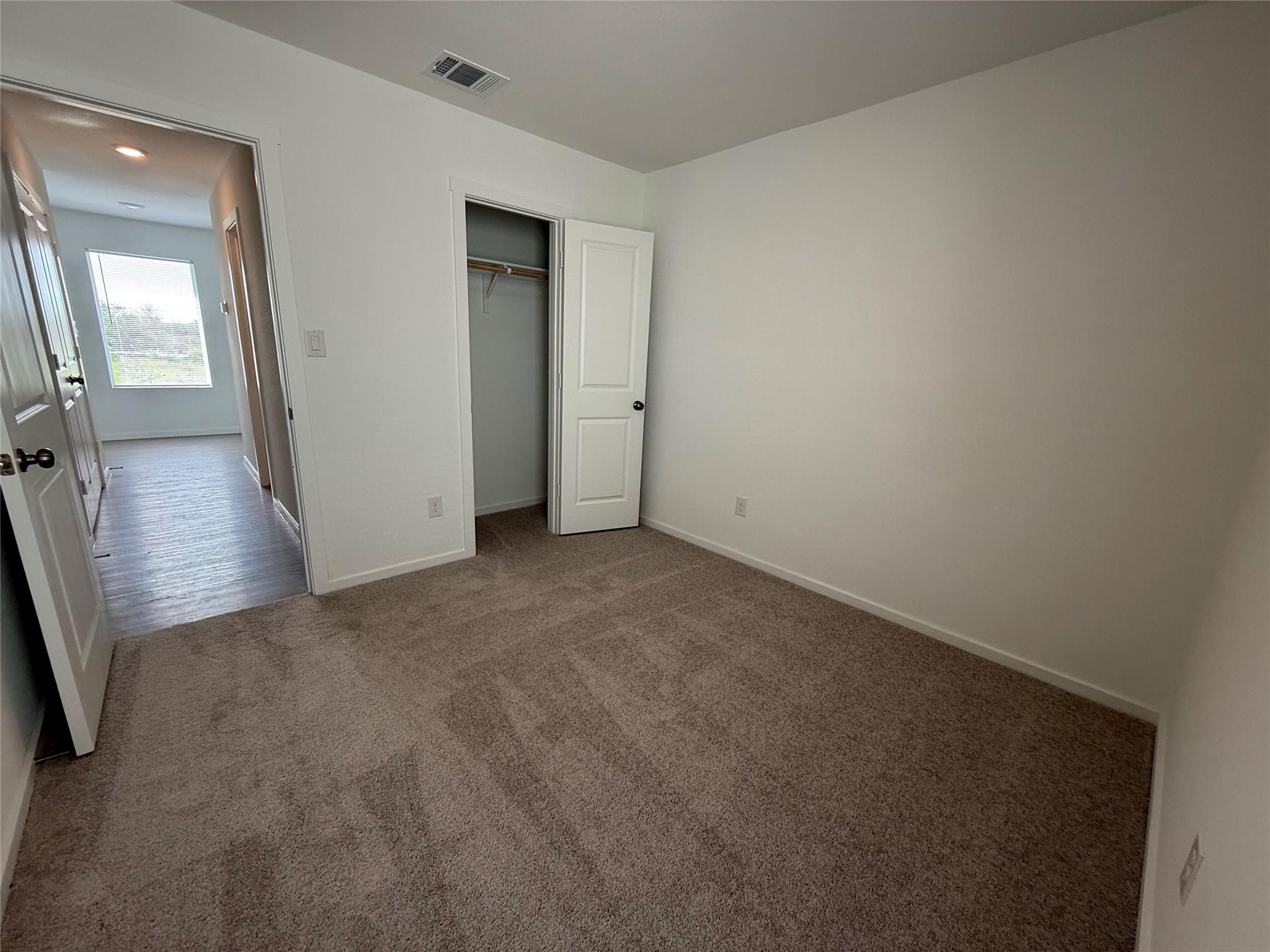 785 Whoopers LOOP — photo 4