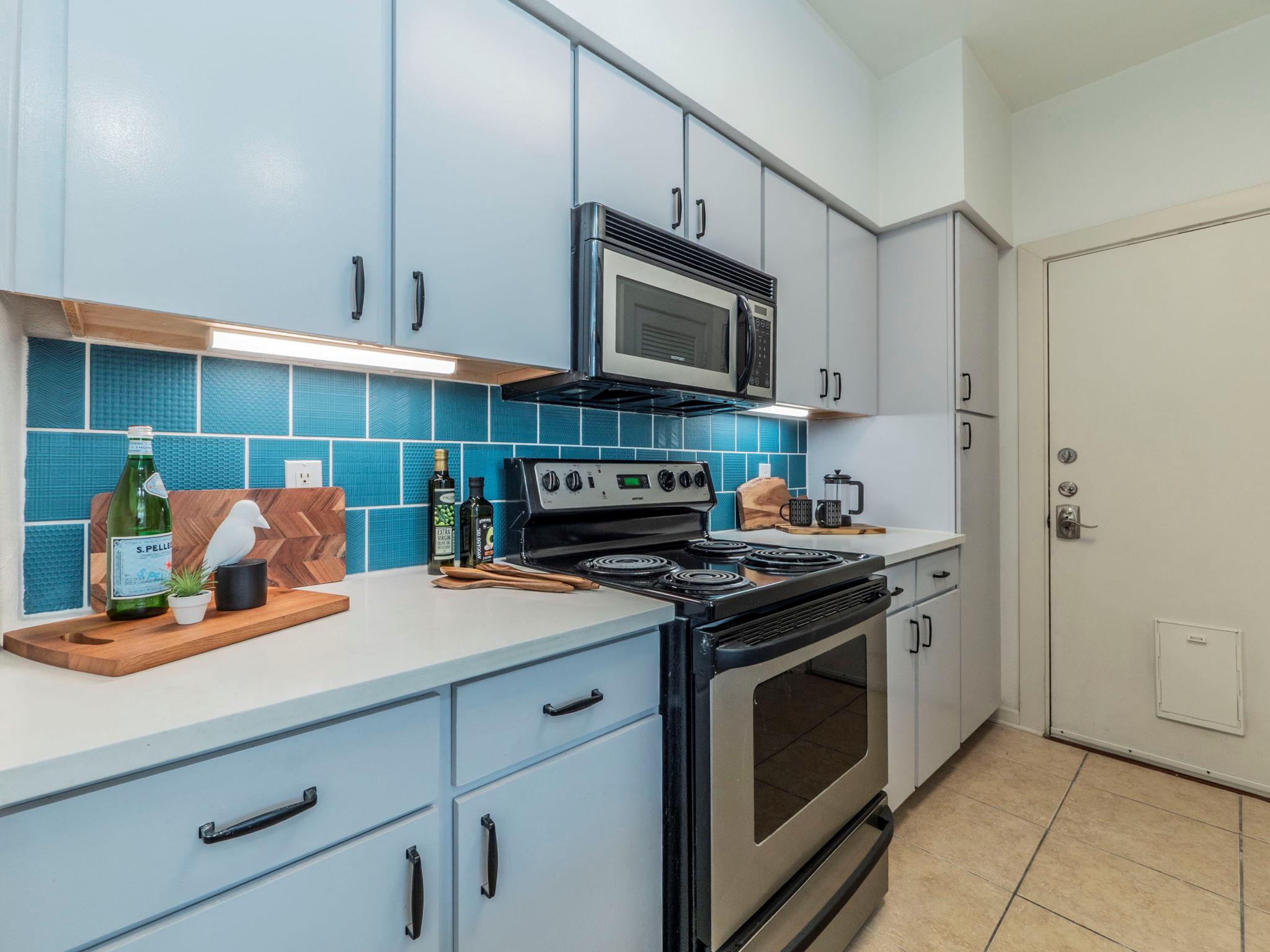 1201 Grove BLVD #702 — photo 3