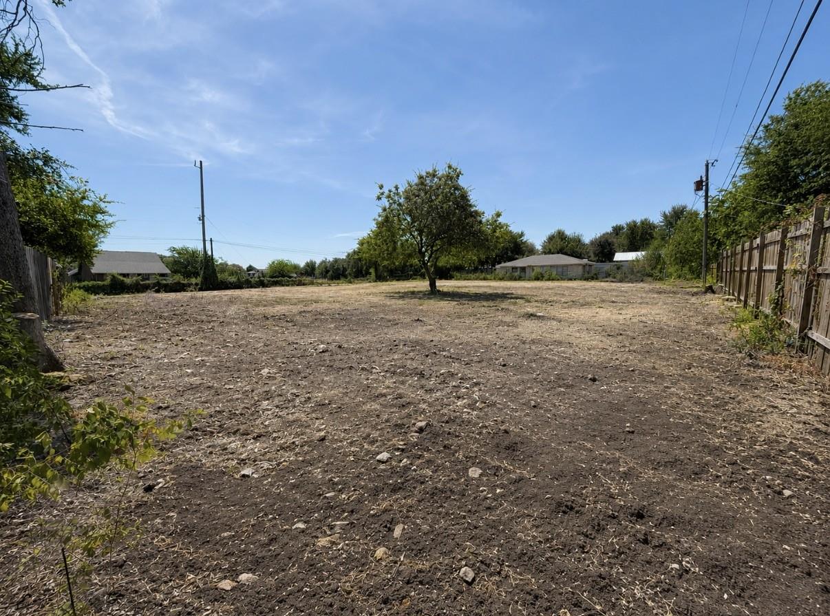 16300 Summit DR — photo 4