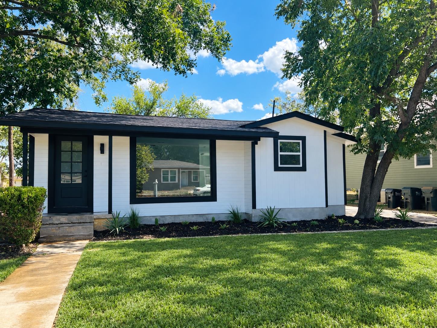 606 Barbara DR