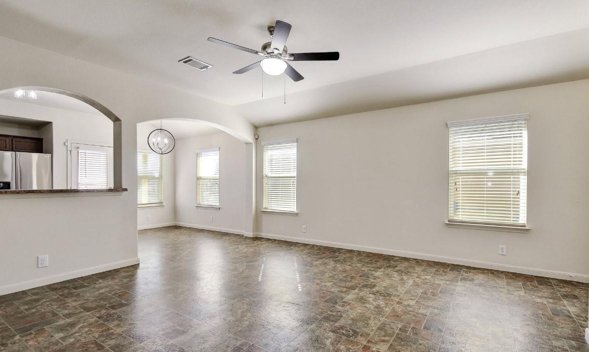409 Teron DR — photo 3