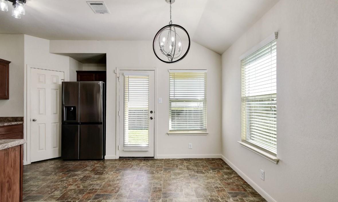 409 Teron DR — photo 5