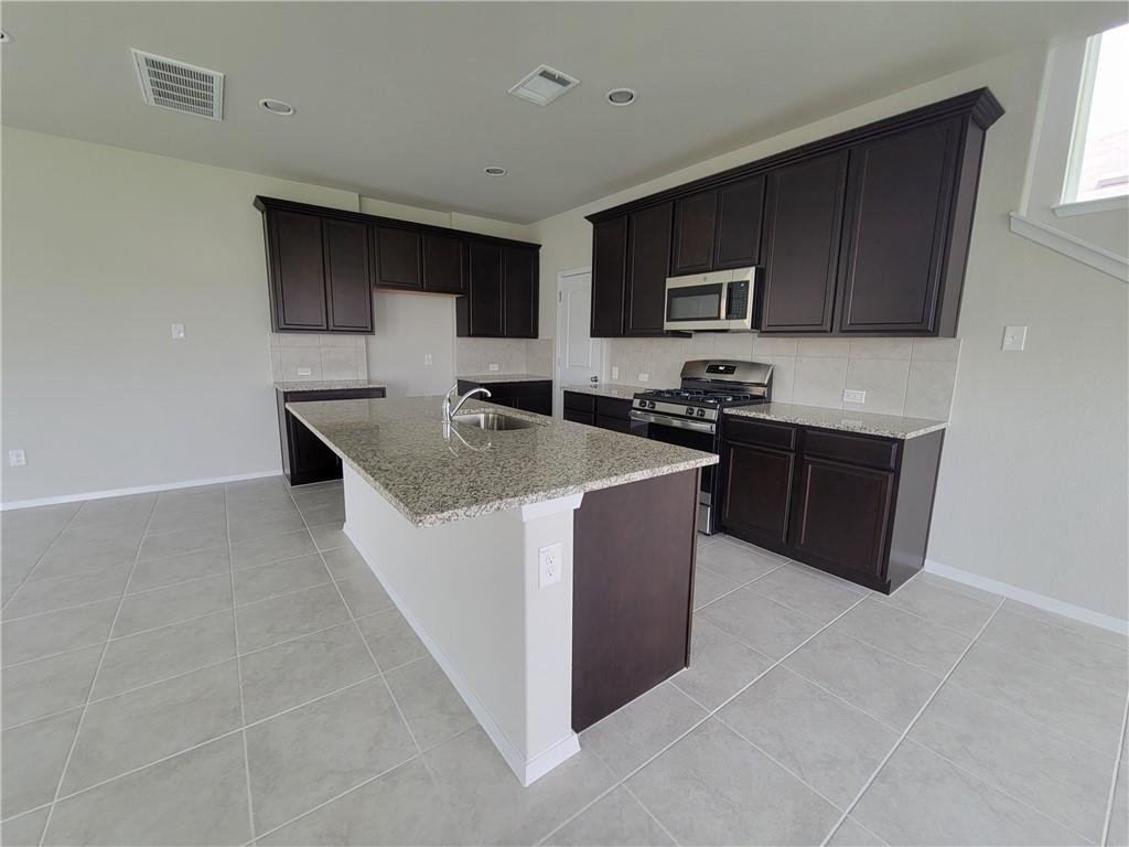 11300 Lago De Garda DR — photo 4