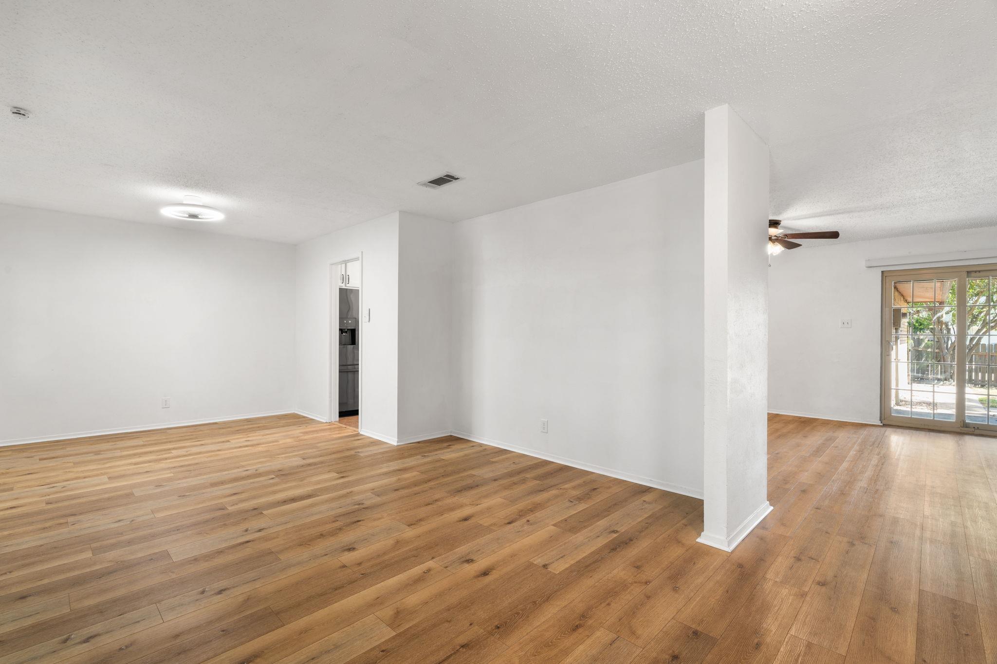 2202 Winchester DR — photo 5