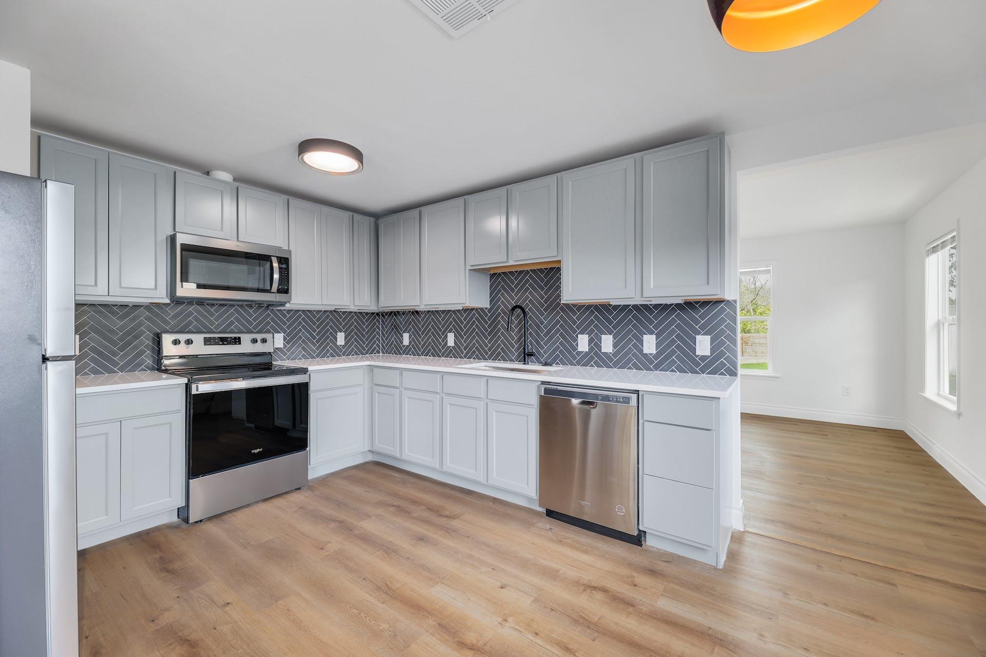 306 Stassney LN #1&2 — photo 5