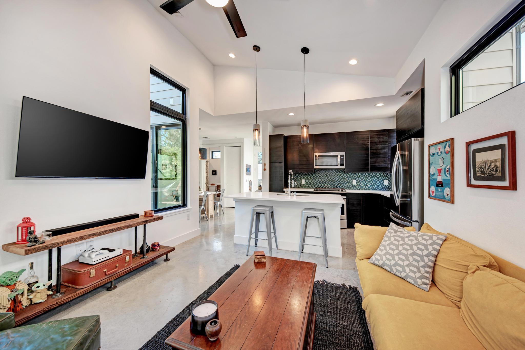 1205 Deloney ST #B — photo 5