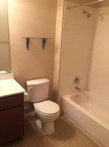 520 Brook DR — photo 5