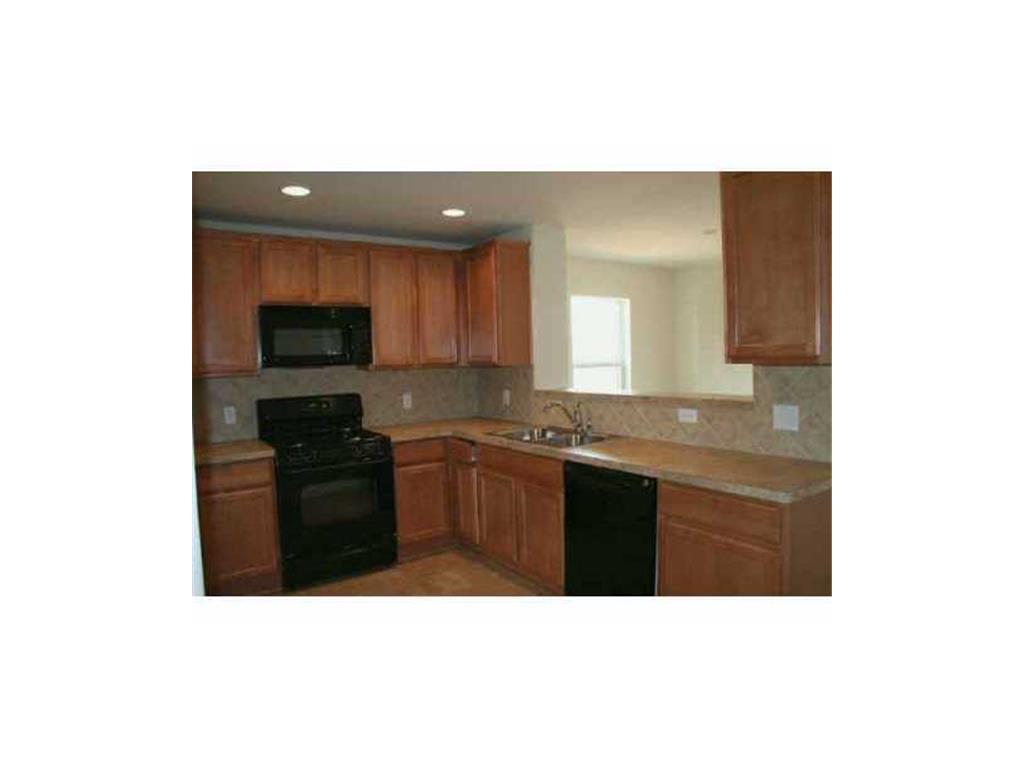 3633 Hawk View ST — photo 3