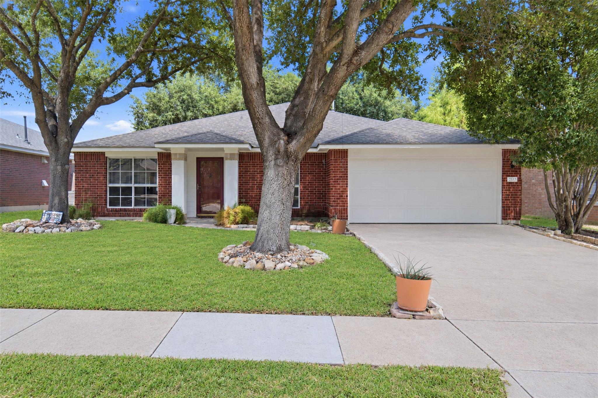 2517 Vernell WAY