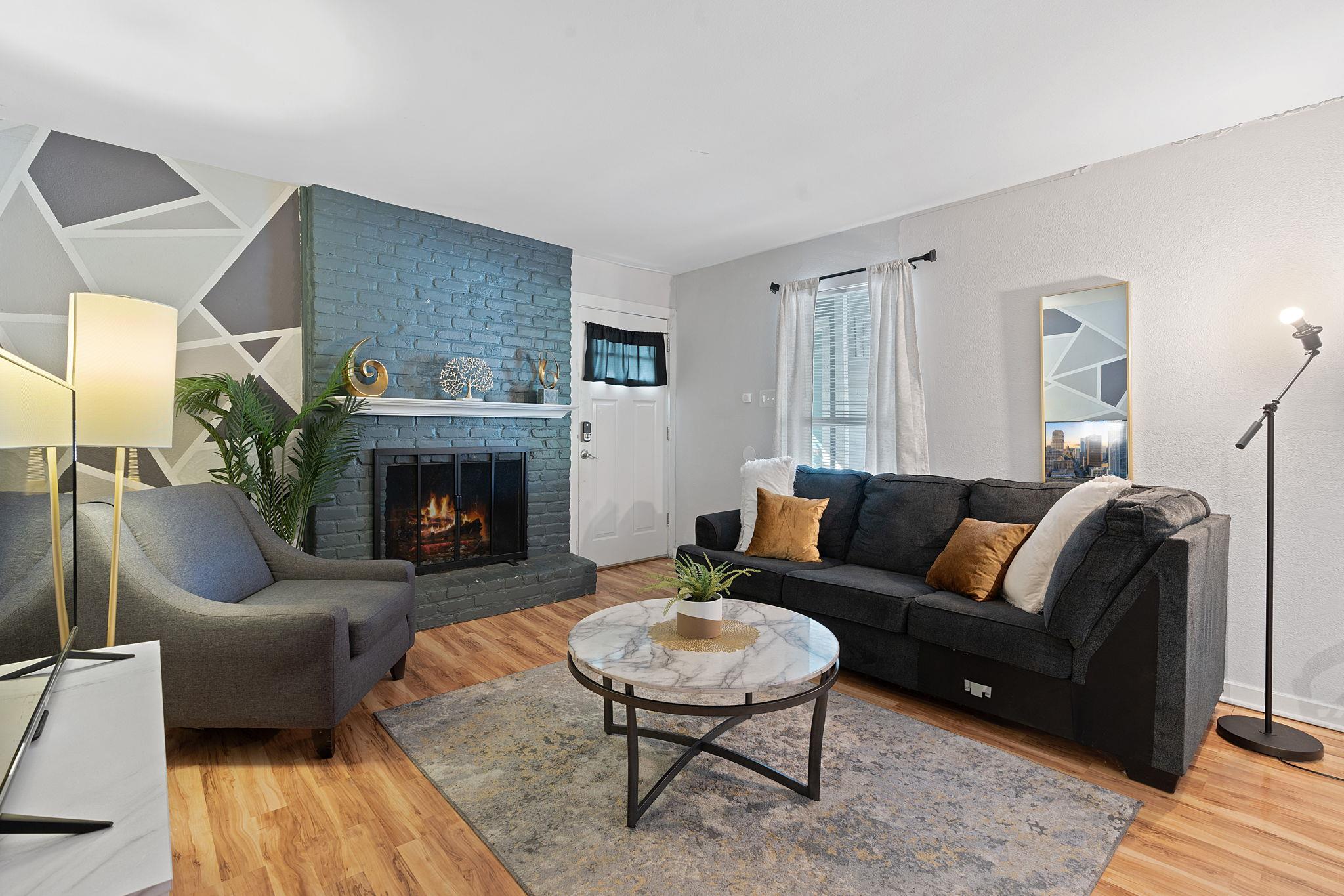 2603 Parker LN #B — photo 3