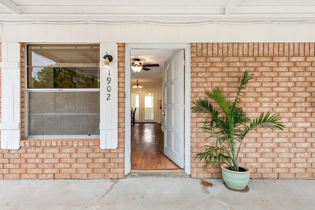 1902 Twin Oaks ST — photo 4