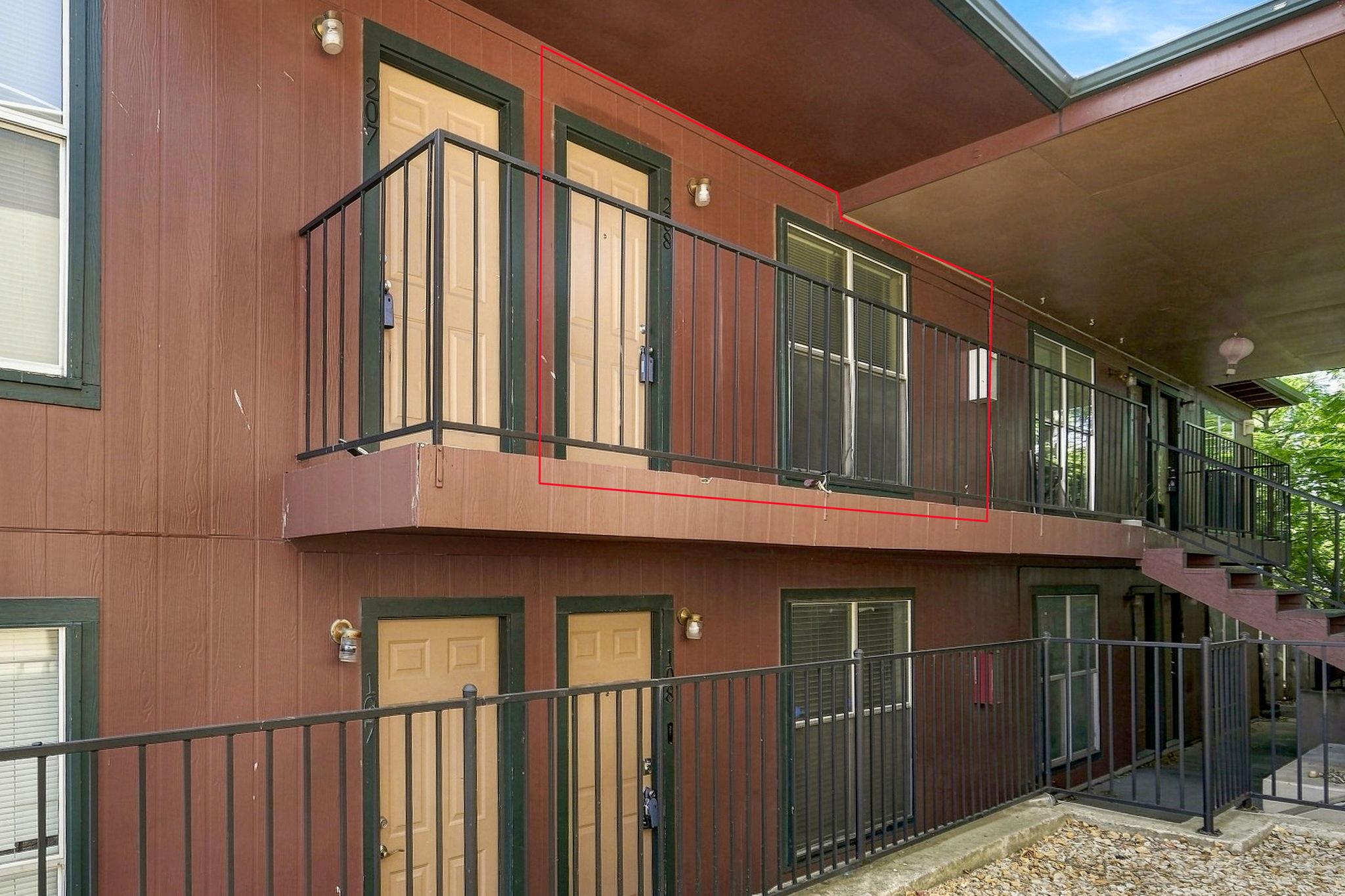 2319 Greenfield PKWY #208 — photo 5