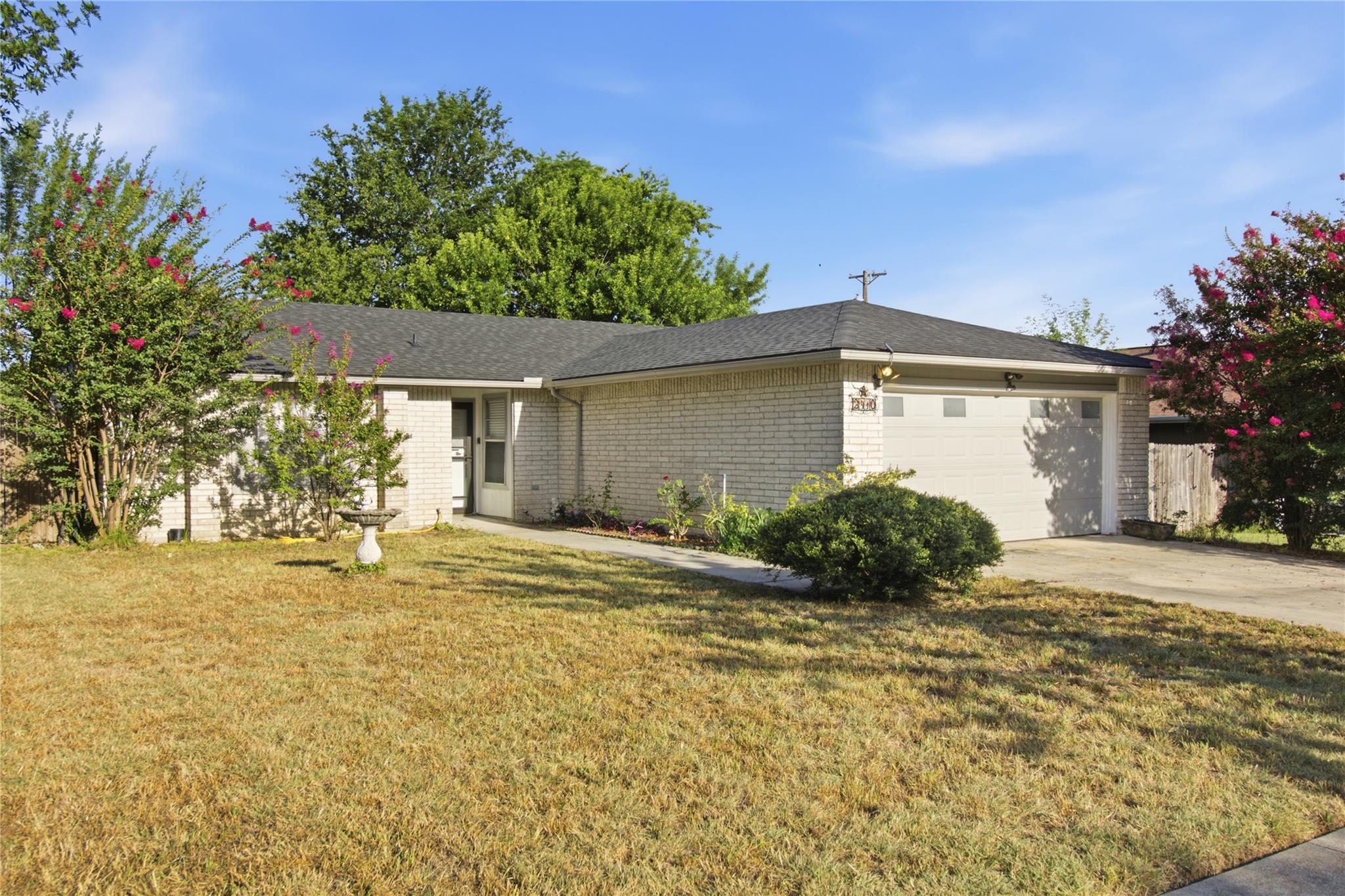 2410 Buttercup CIR — photo 5