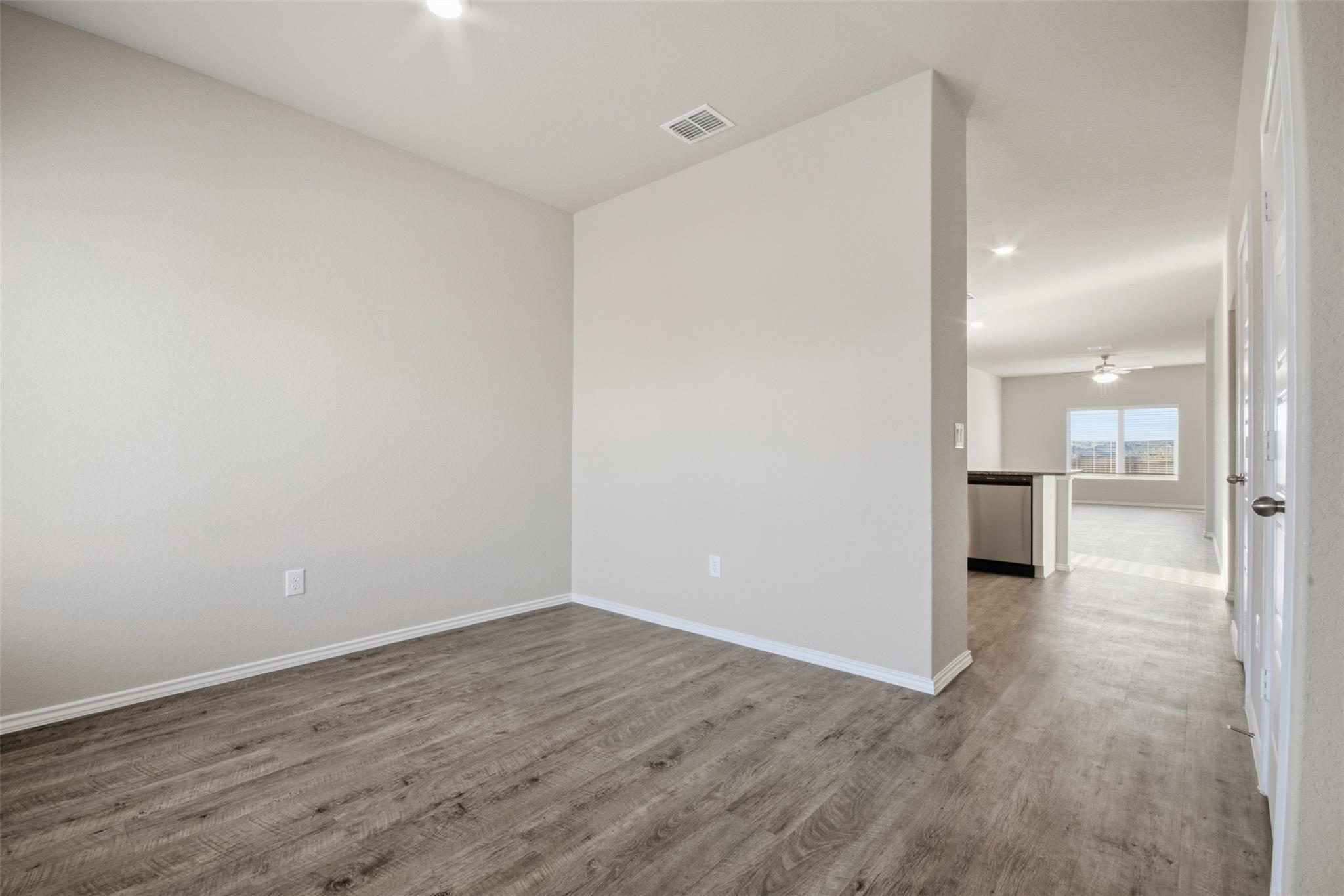 292 Legacy CIR — photo 4