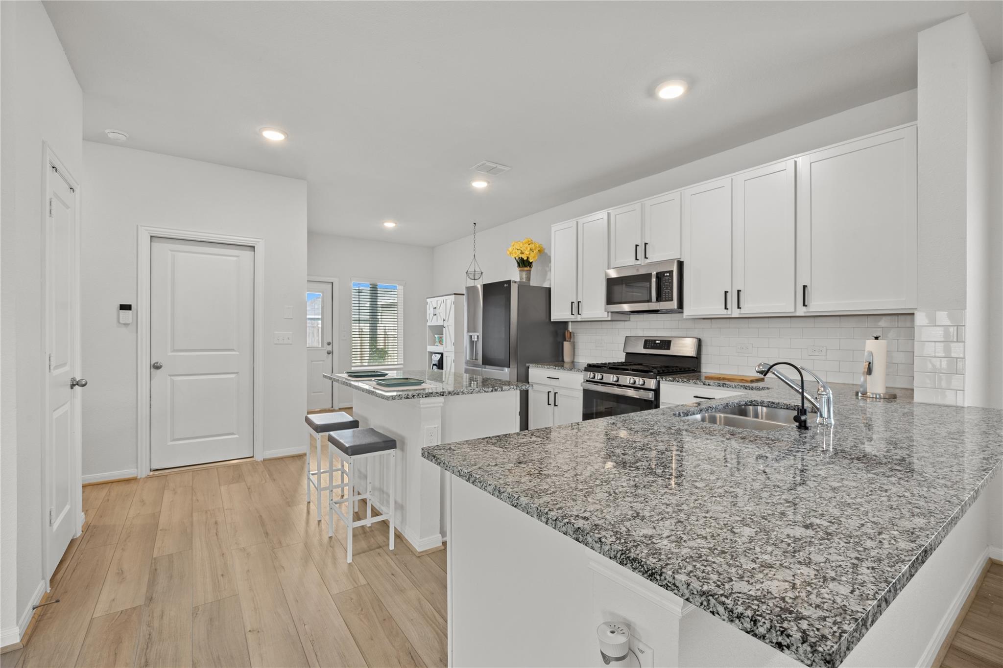 117 Shenandoah DR — photo 3