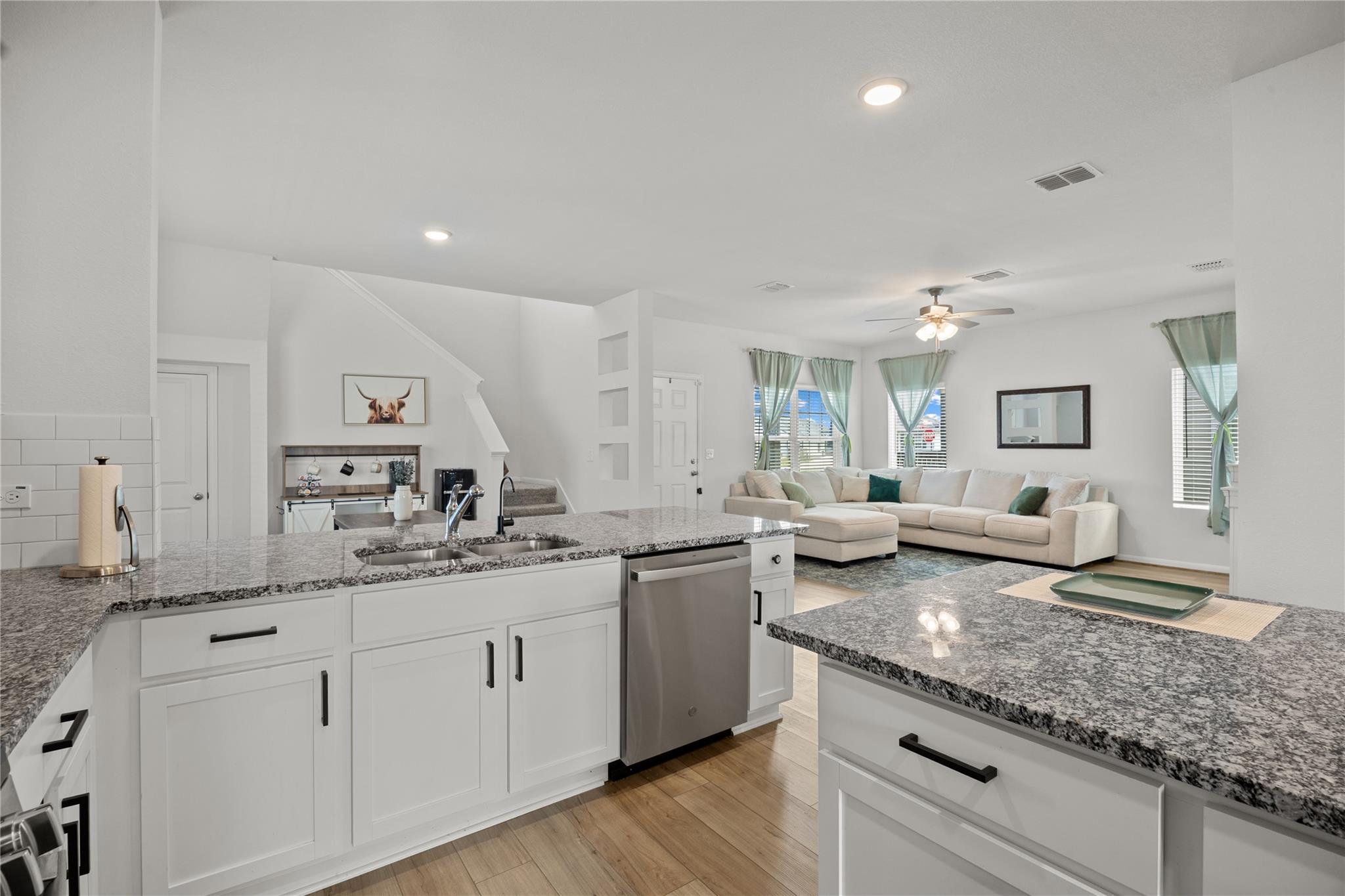 117 Shenandoah DR — photo 4