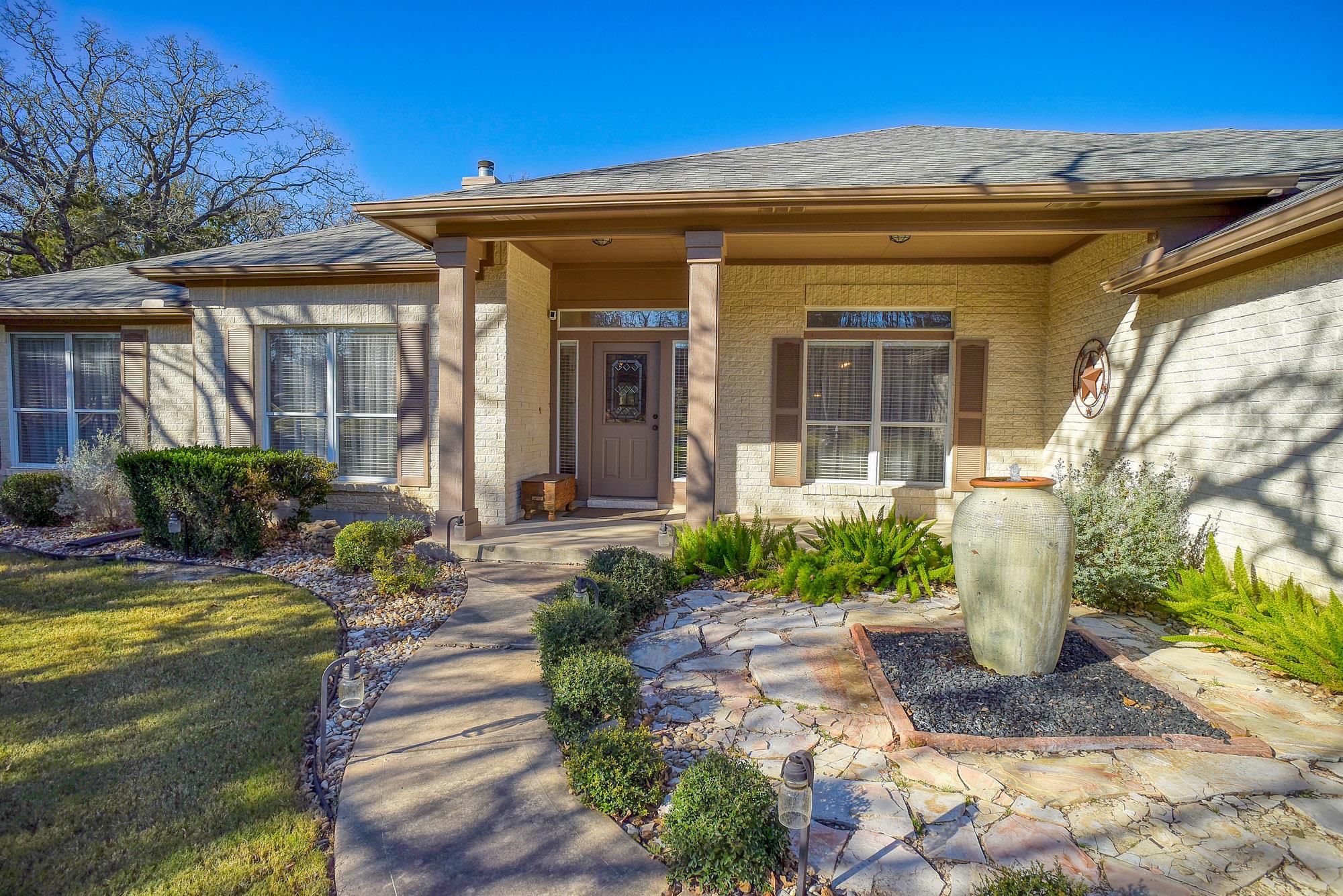 142 Joshua Smith LN — photo 3
