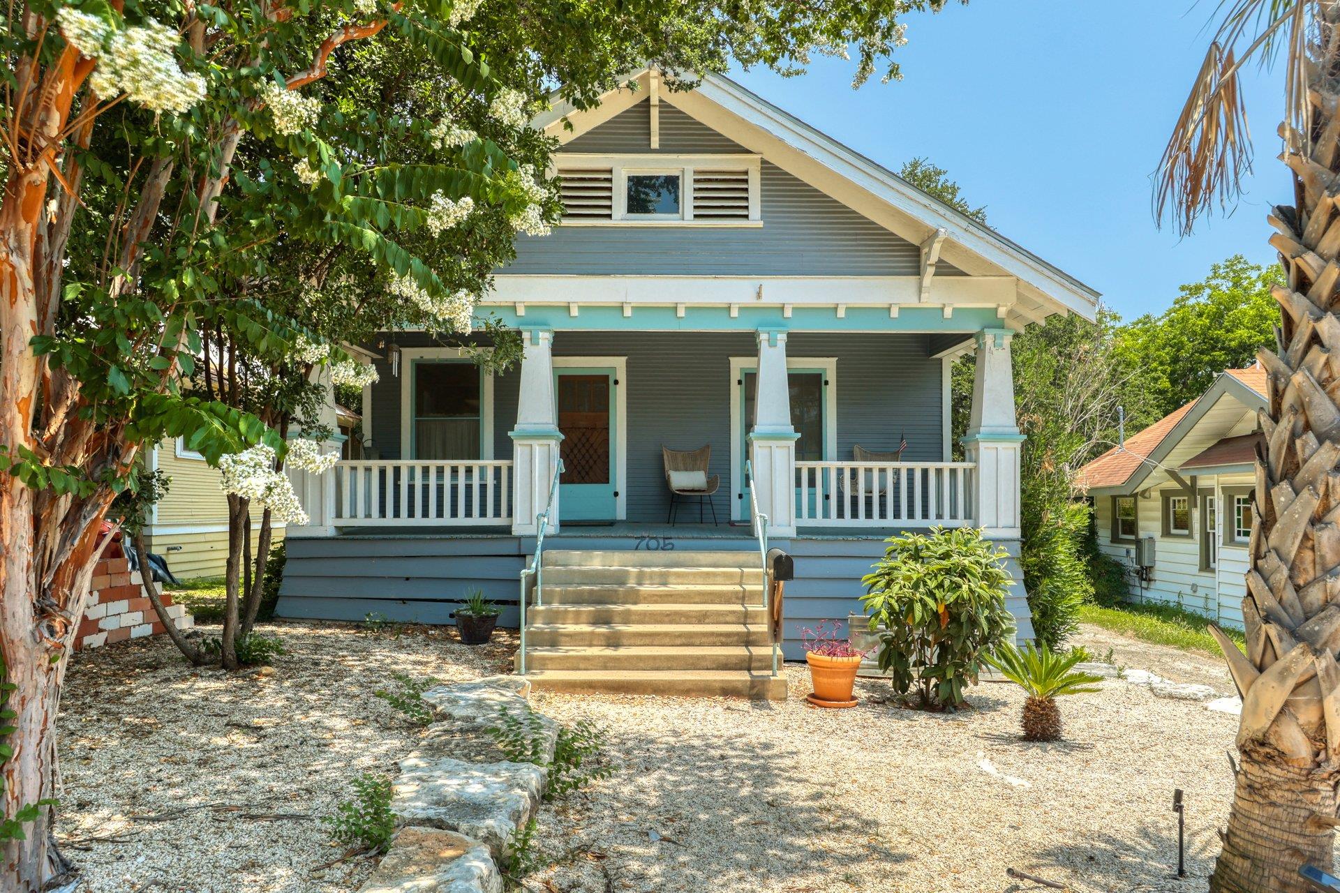 705 Patterson Ave