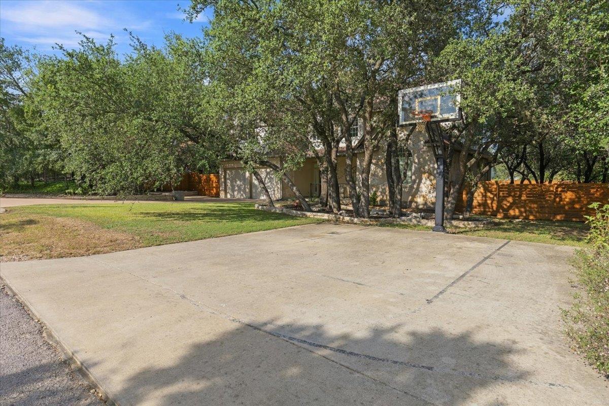 811 Presa Arriba RD — photo 3