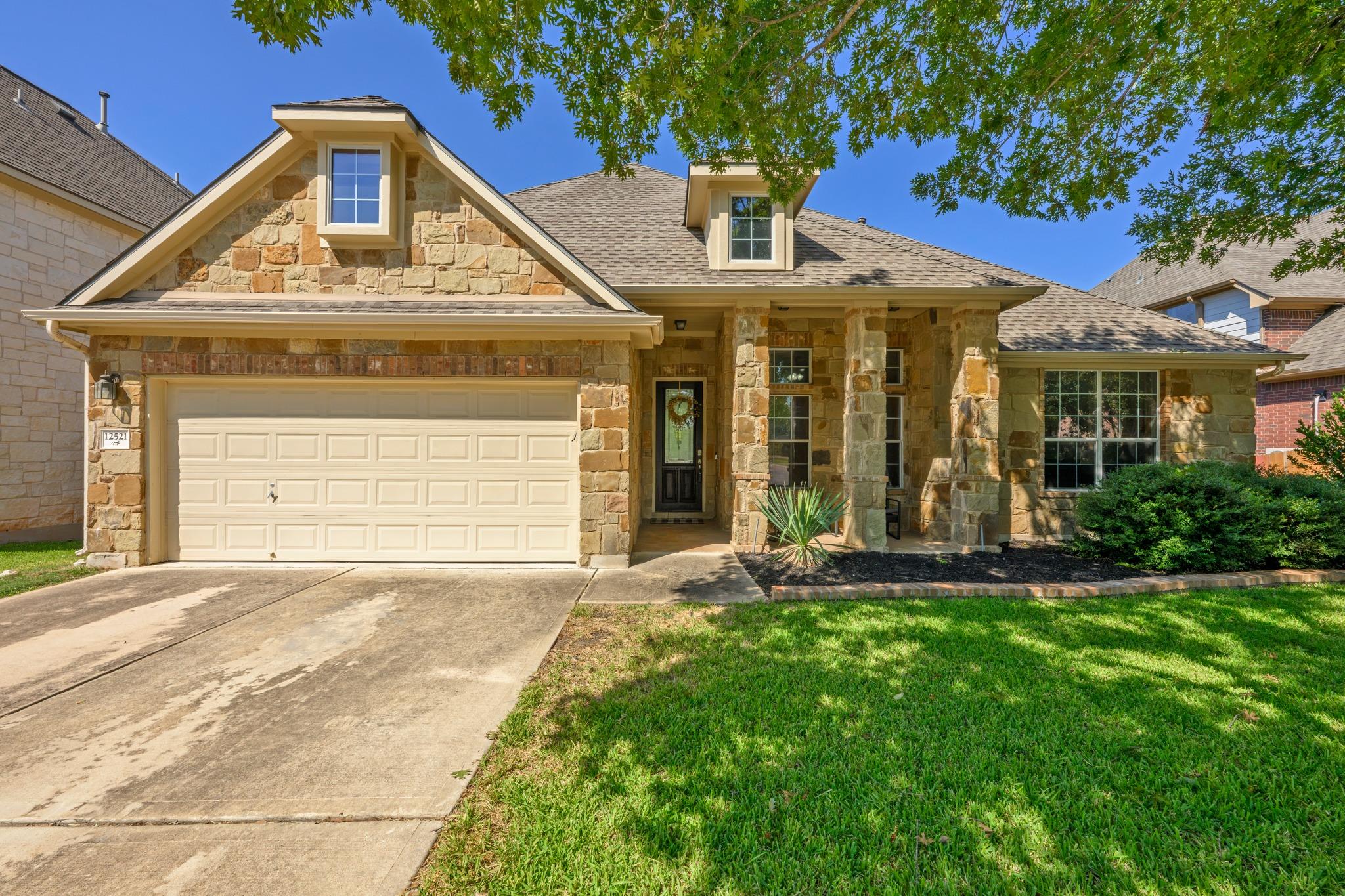 12521 Calistoga WAY