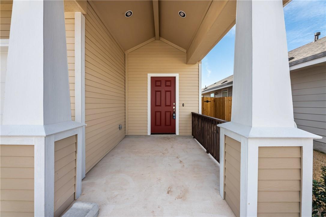 220 Trailside LN — photo 4