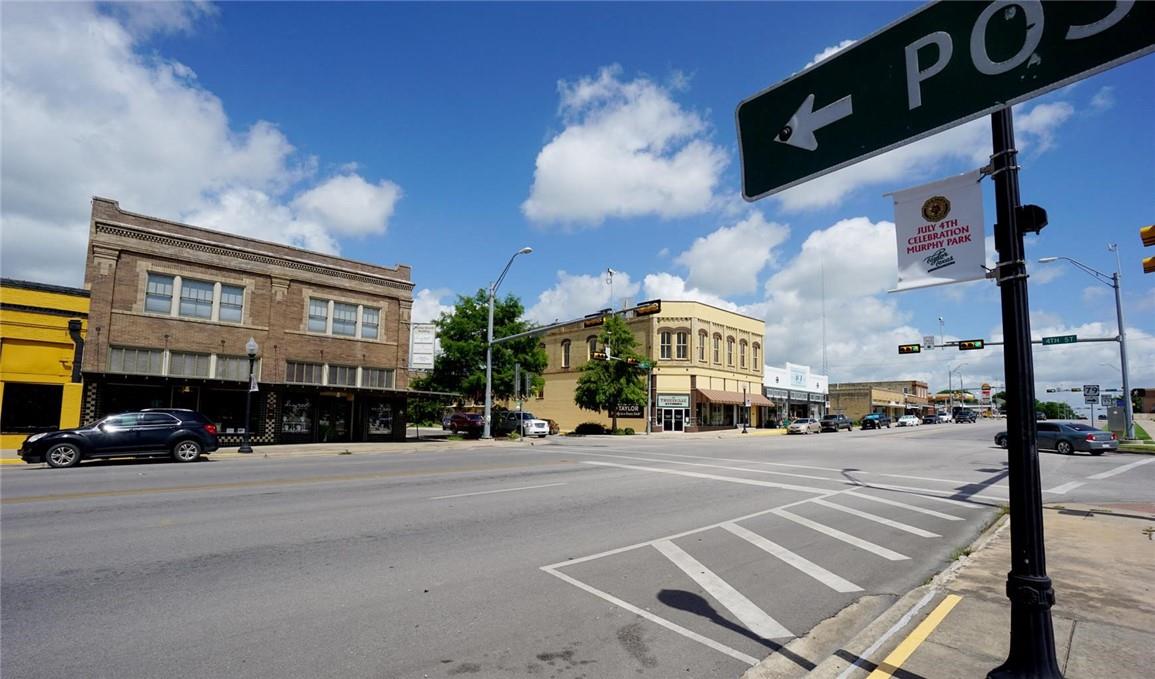 321 Main ST — photo 4