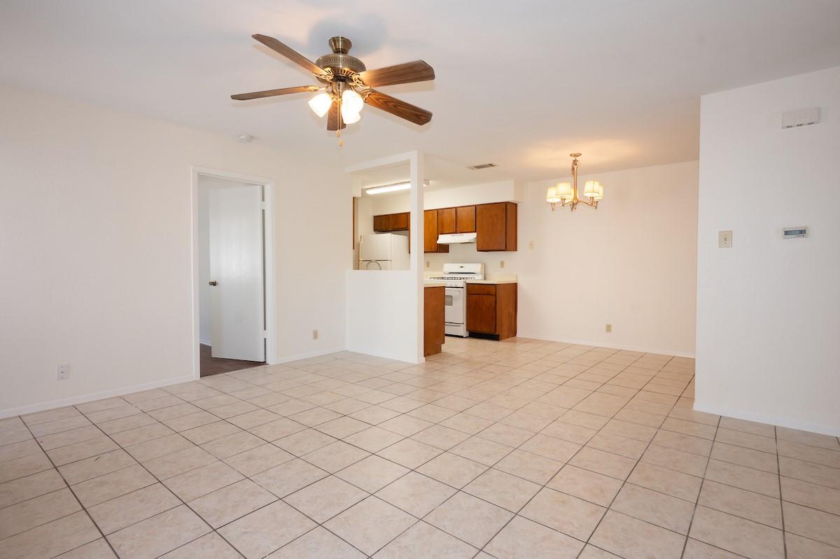 1108 WOODLIEF TRL — photo 4