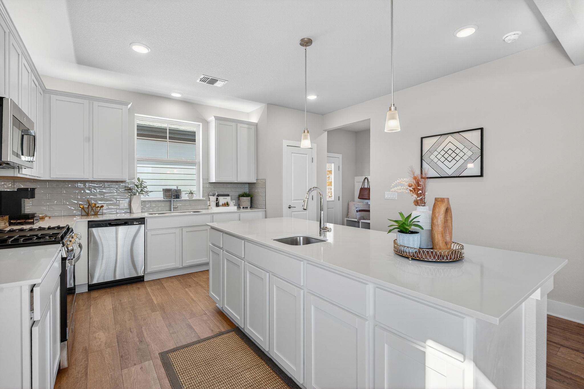 5909 Rotunda VW — photo 4