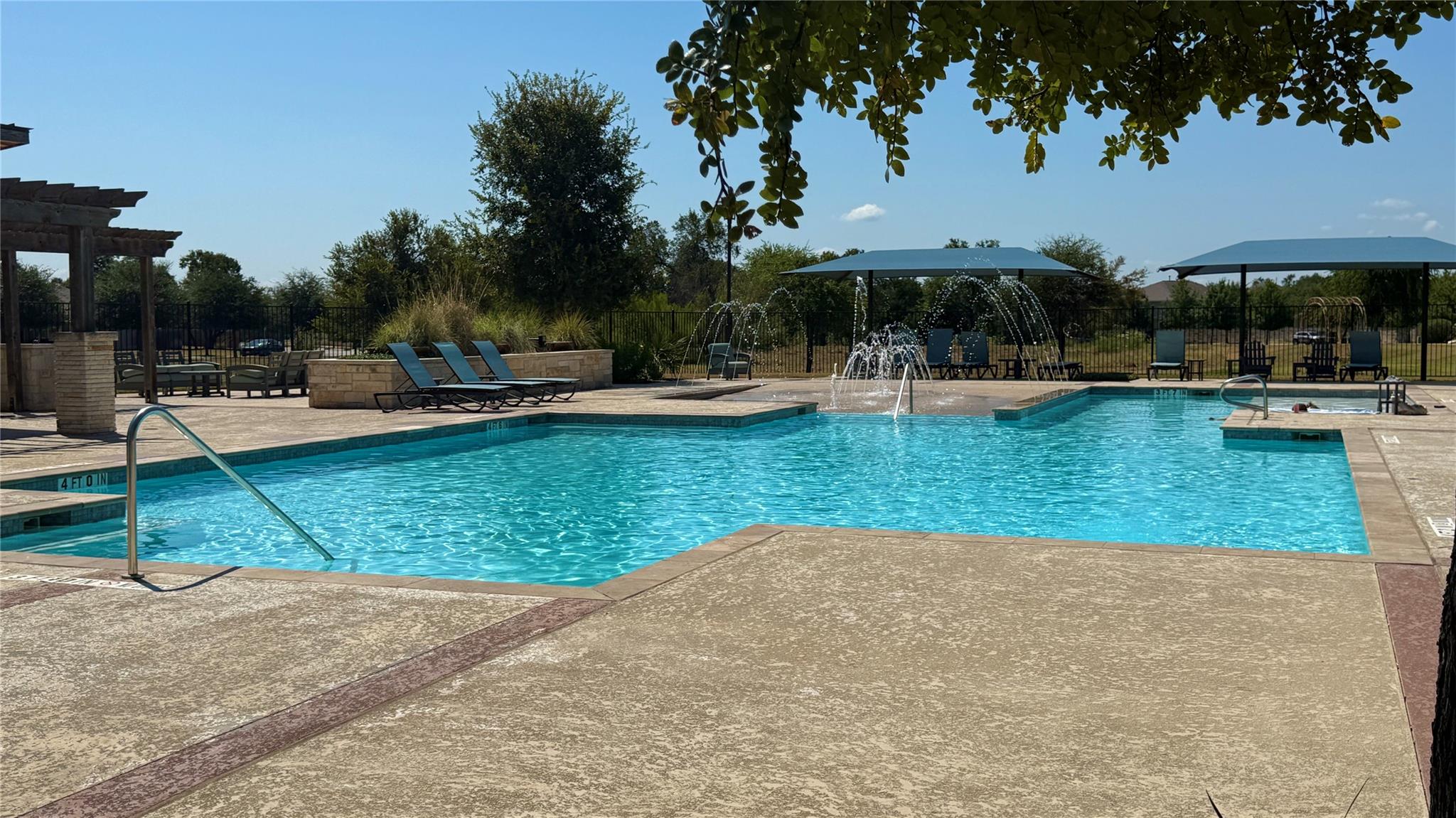 1761 Artesian Springs XING — photo 3