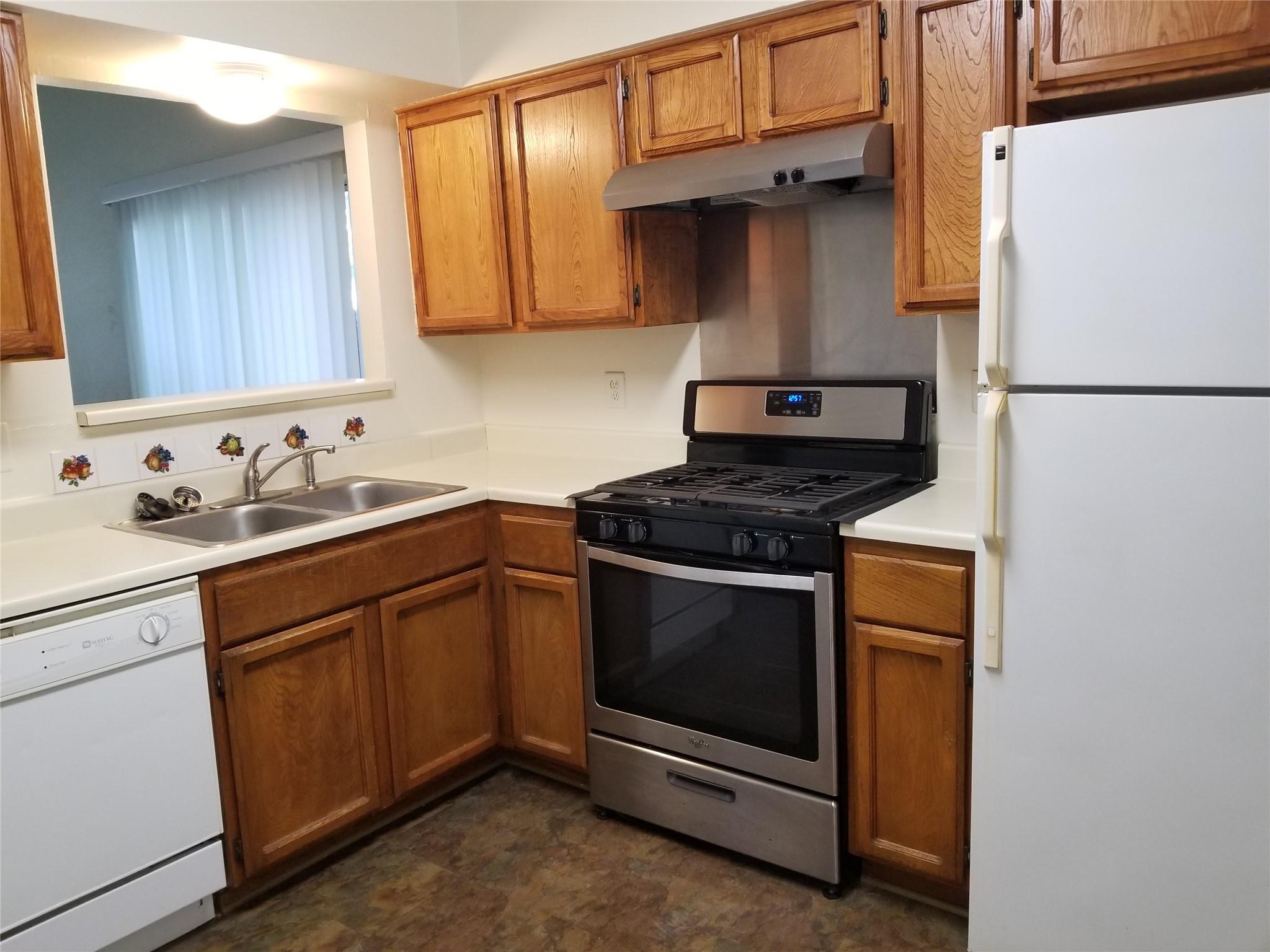 8009 West Gate BLVD #A — photo 3
