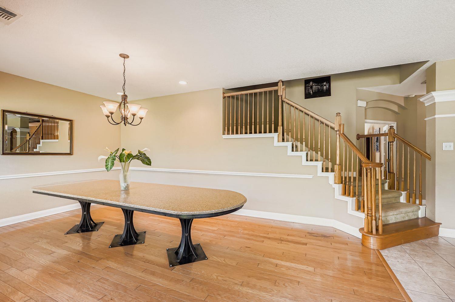 900 Wayside Drive — photo 4
