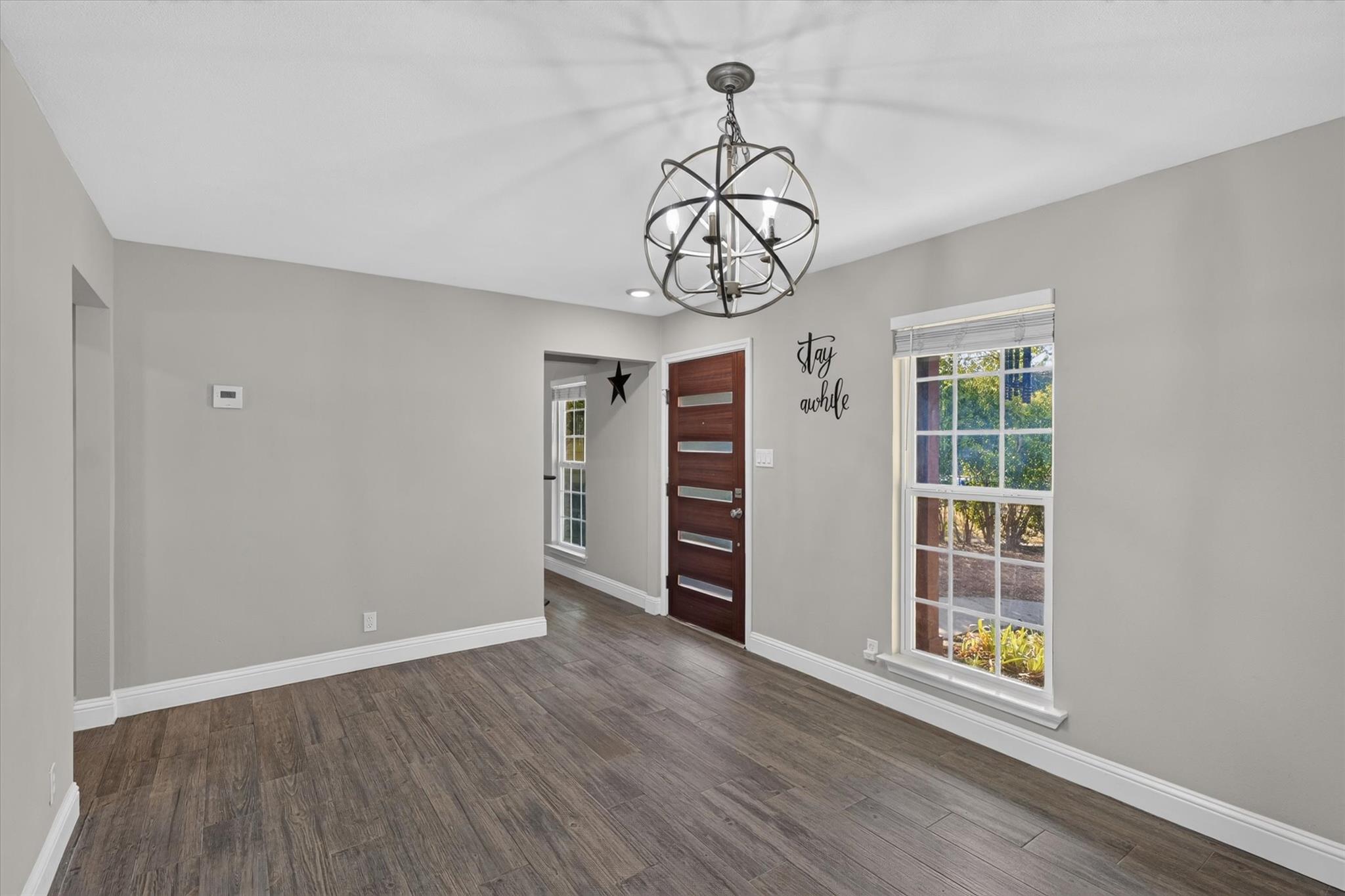 8608 Delaware CT — photo 4