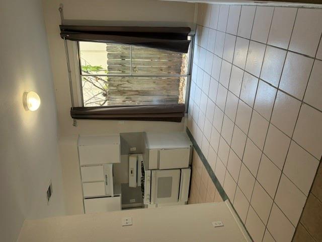10705 Lanshire DR #B — photo 4