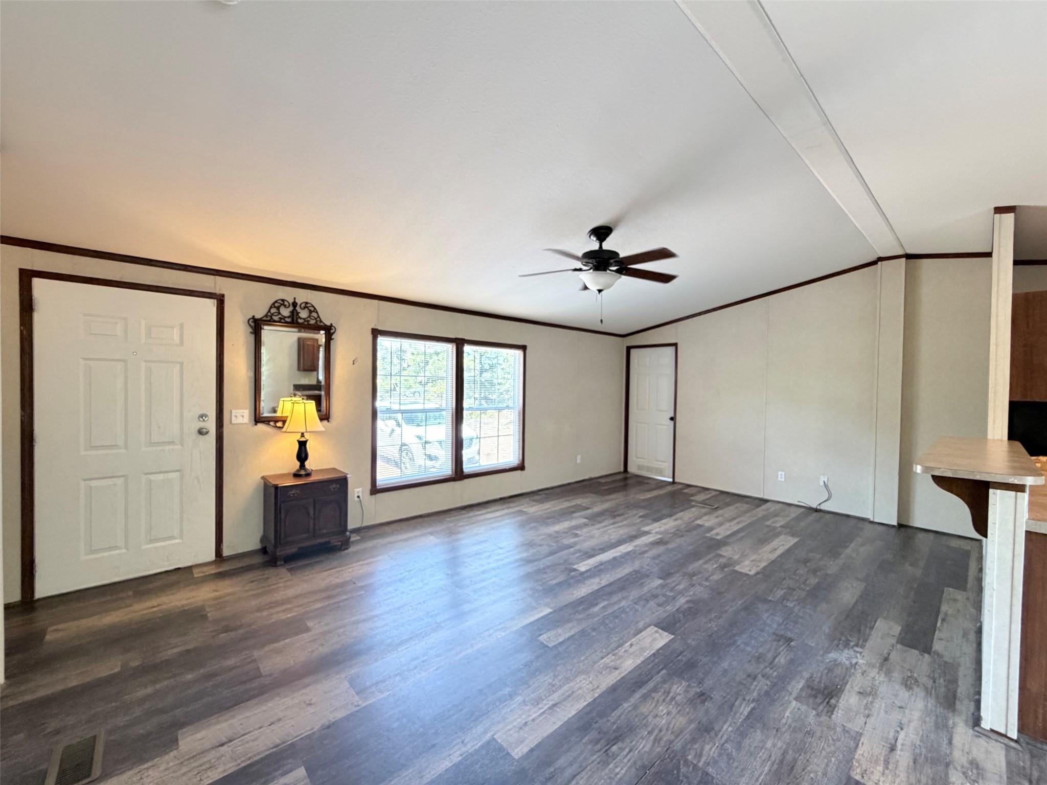 157 Lakeside DR — photo 5