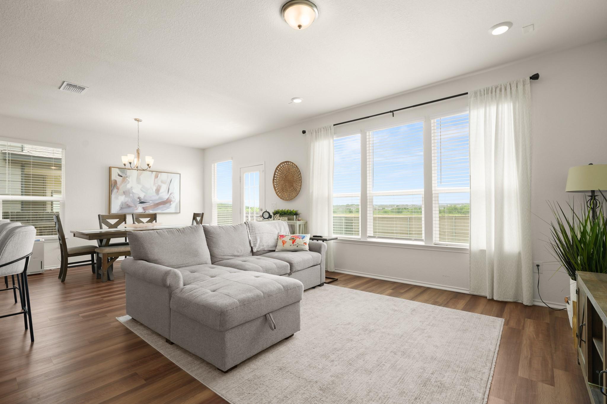 8213 Knoxville TRL — photo 4