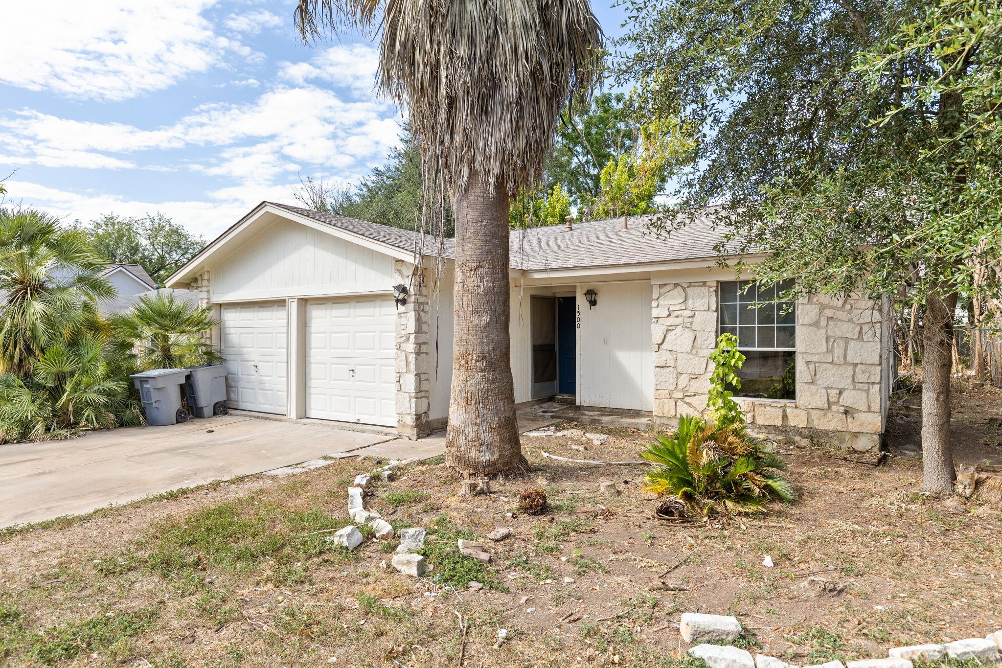 1500 Sahara Ave — photo 3