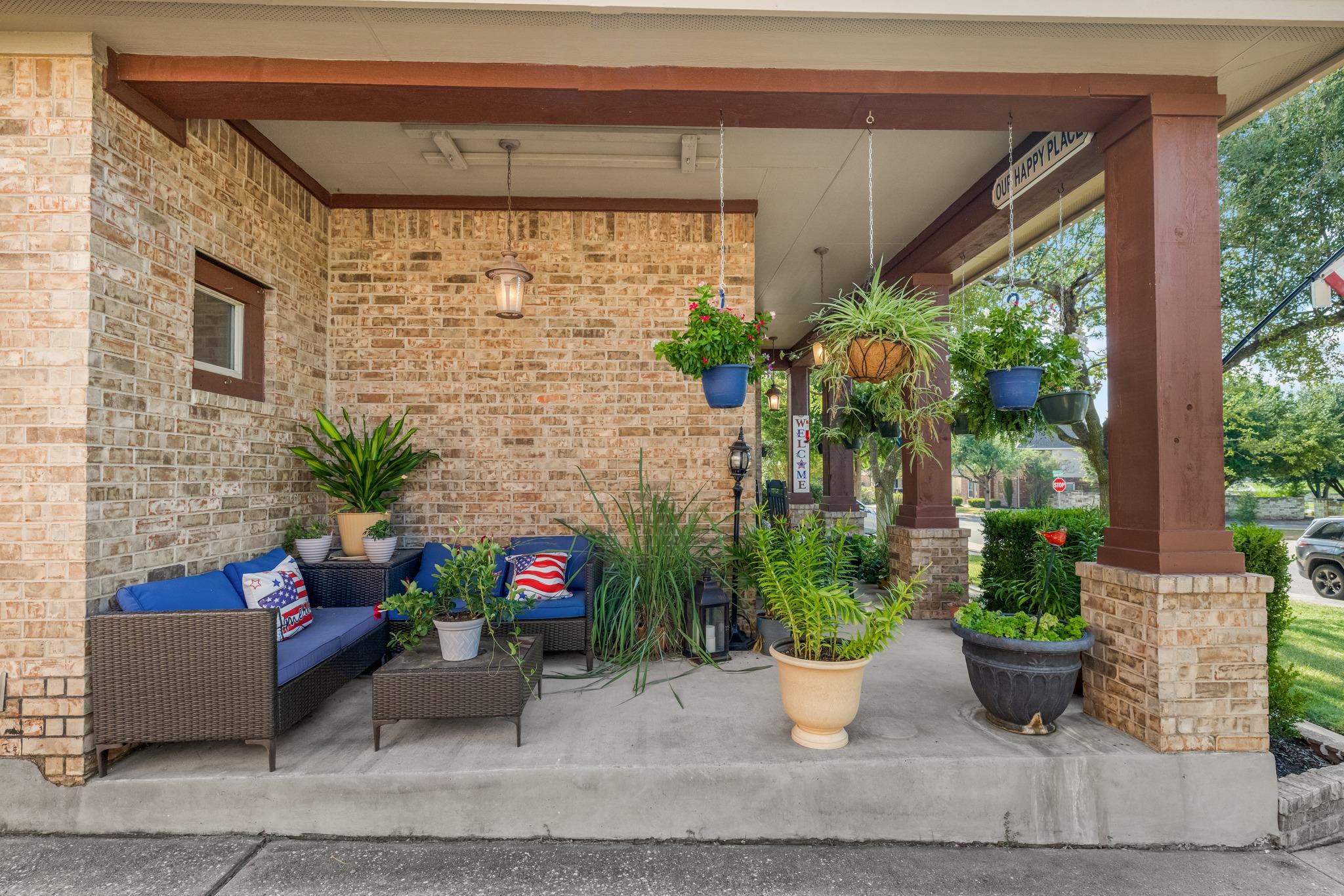 1205 Augusta Bend DR — photo 4