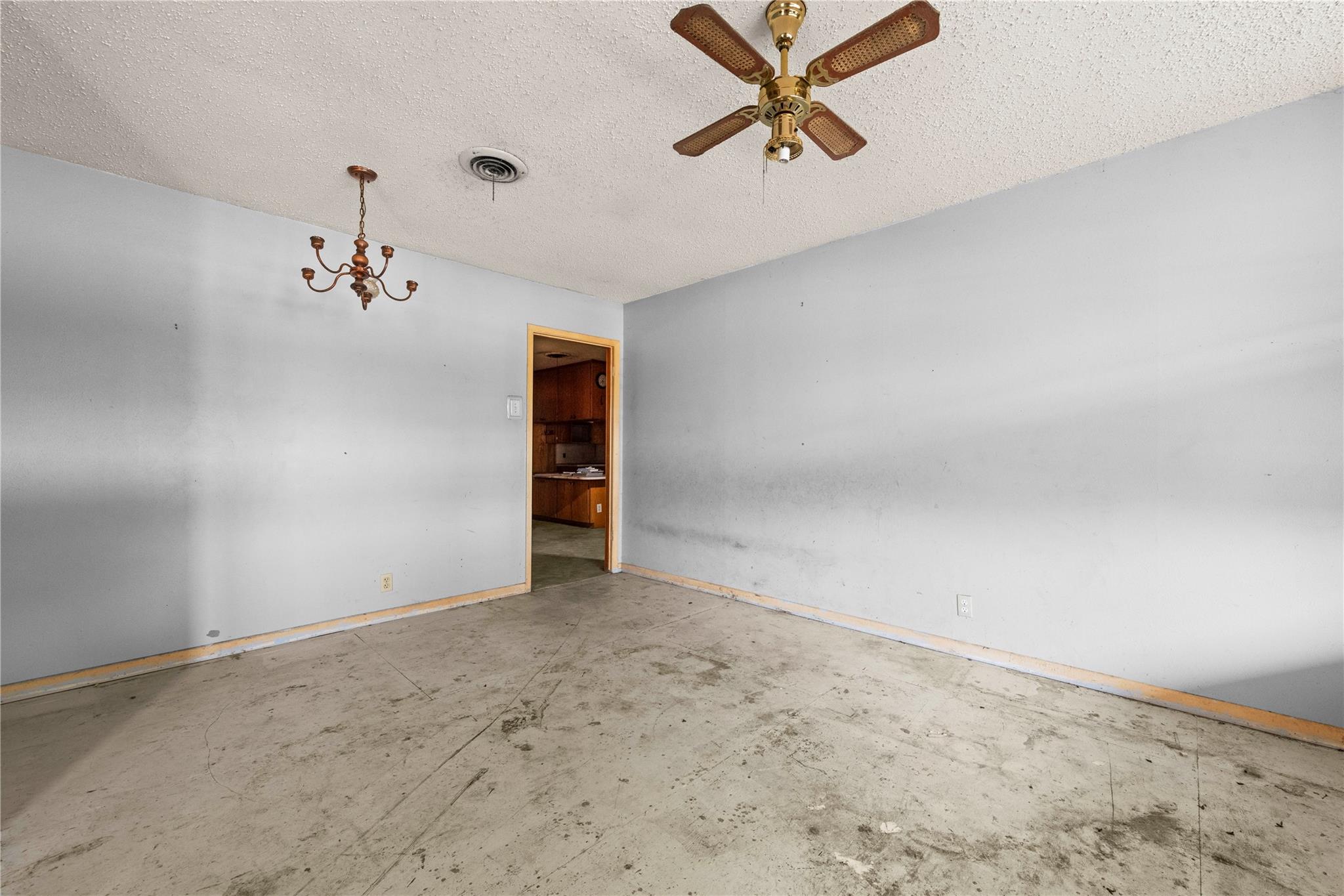 1202 51st ST — photo 3