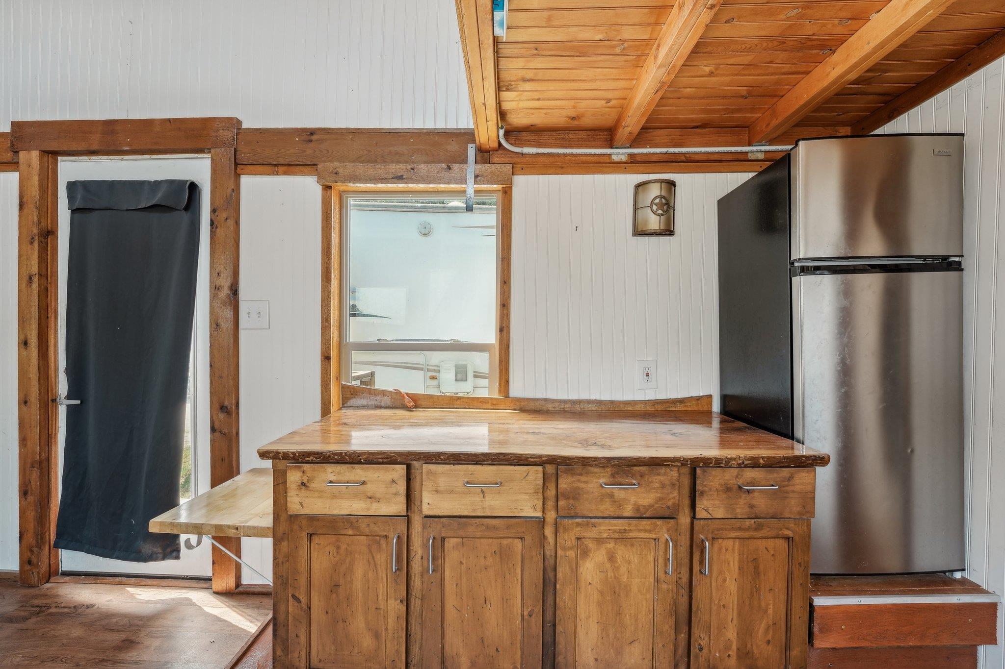 15211 Fitzhugh RD #C - Tiny House — photo 5