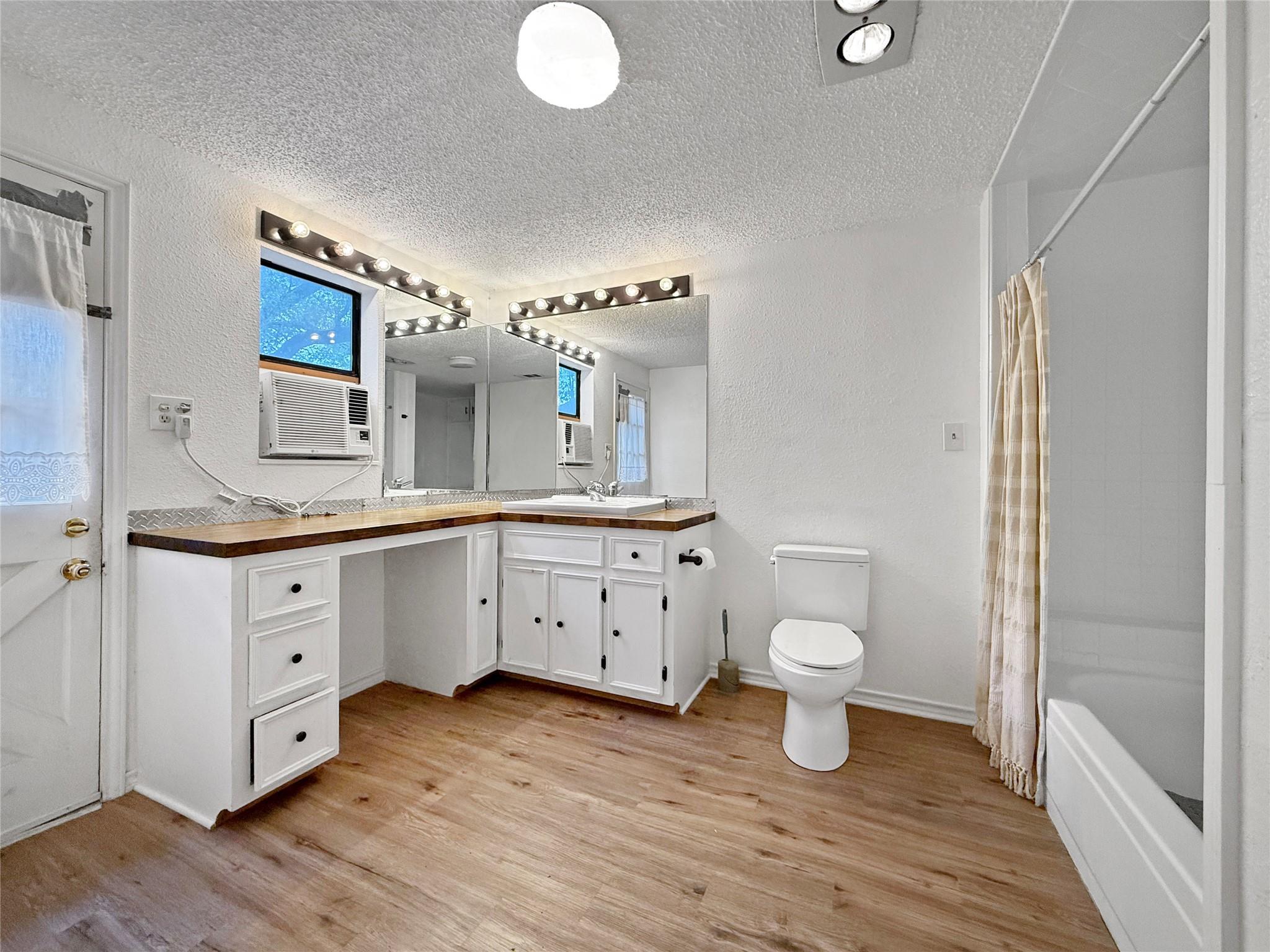 15211 Fitzhugh RD #B - Back Cabin — photo 3