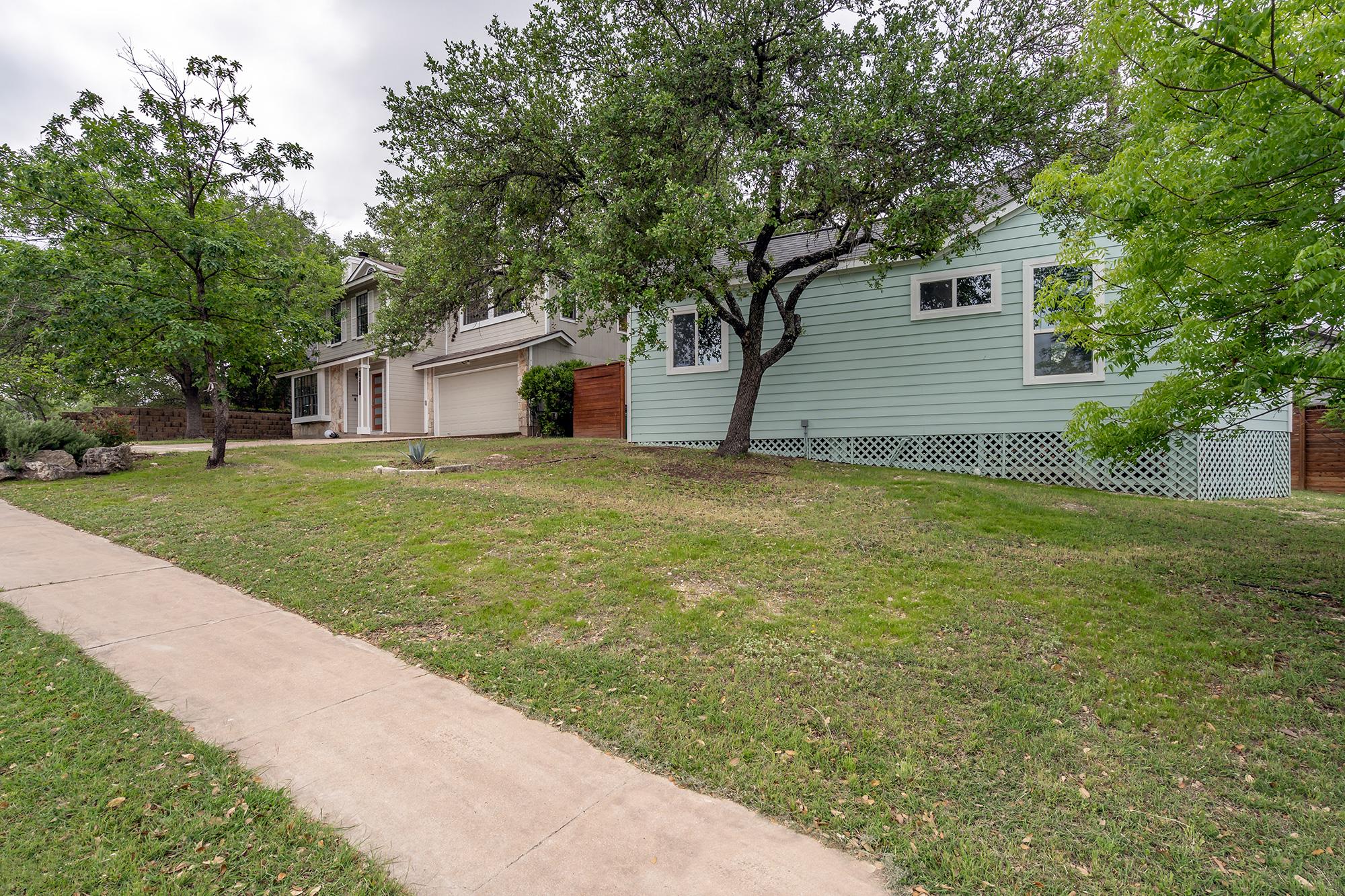 10214 Bilbrook PL — photo 4
